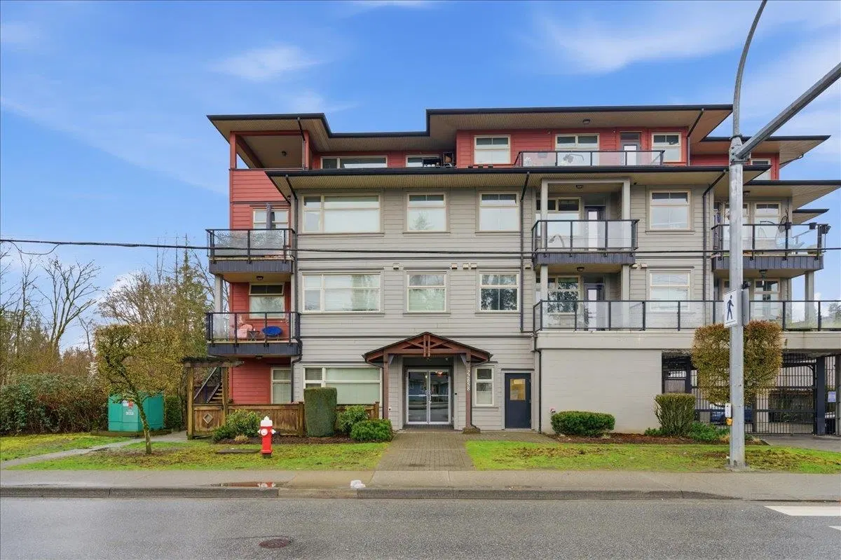 #307 – 22858 Lougheed Highway