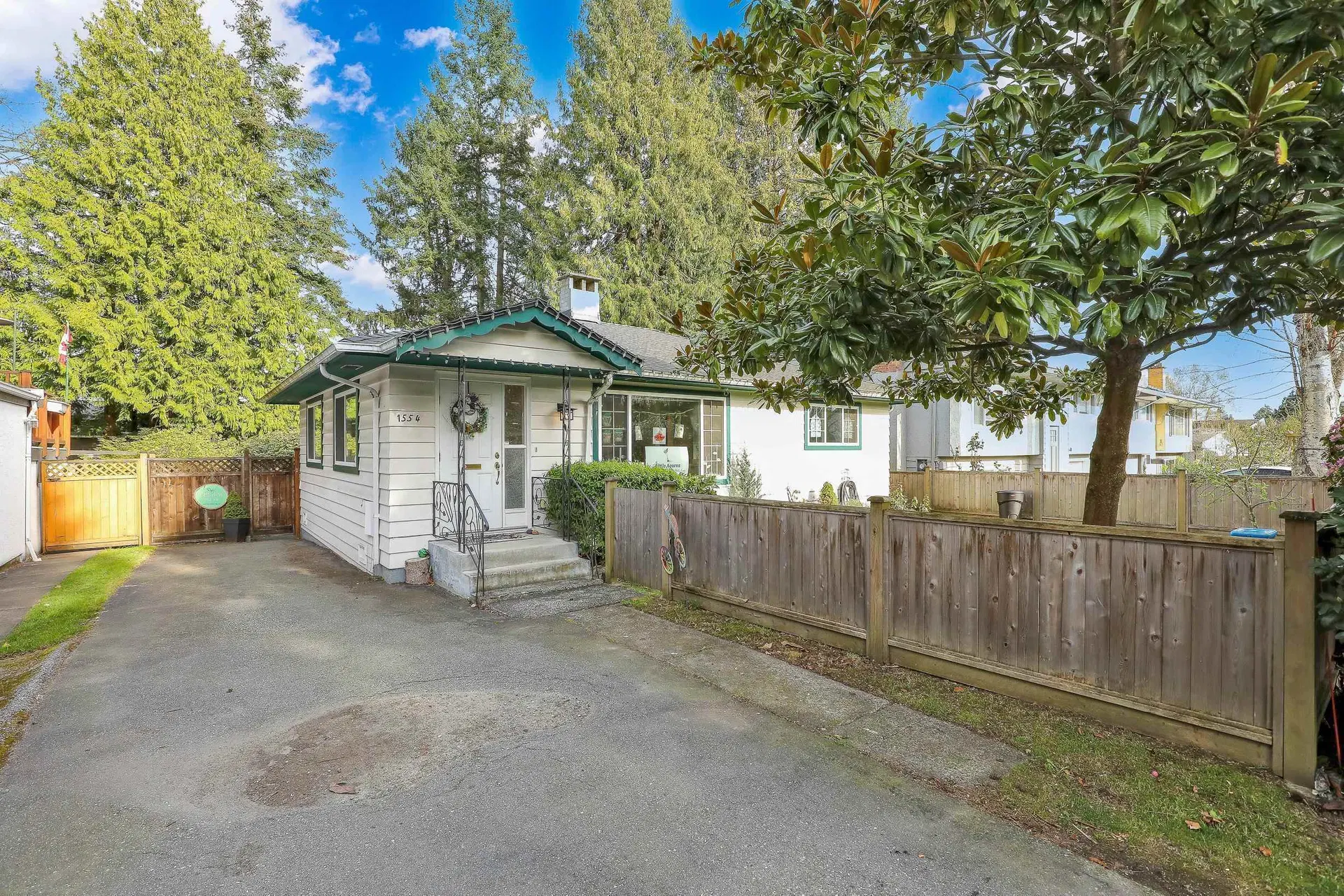 Photo 1 of 37 at 1554 Stevens Street
