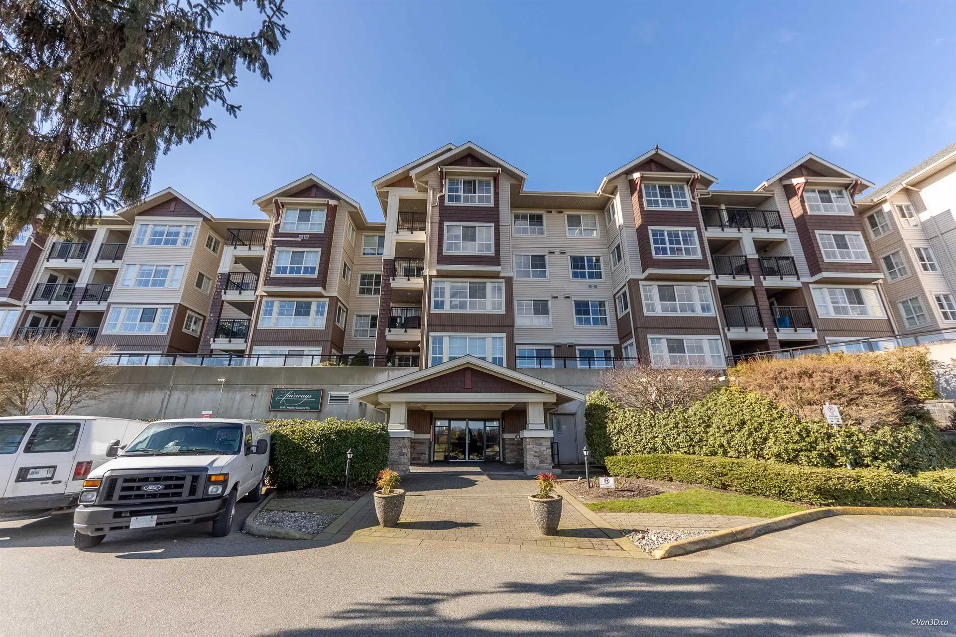 #214 – 19677 Meadow Gardens Way