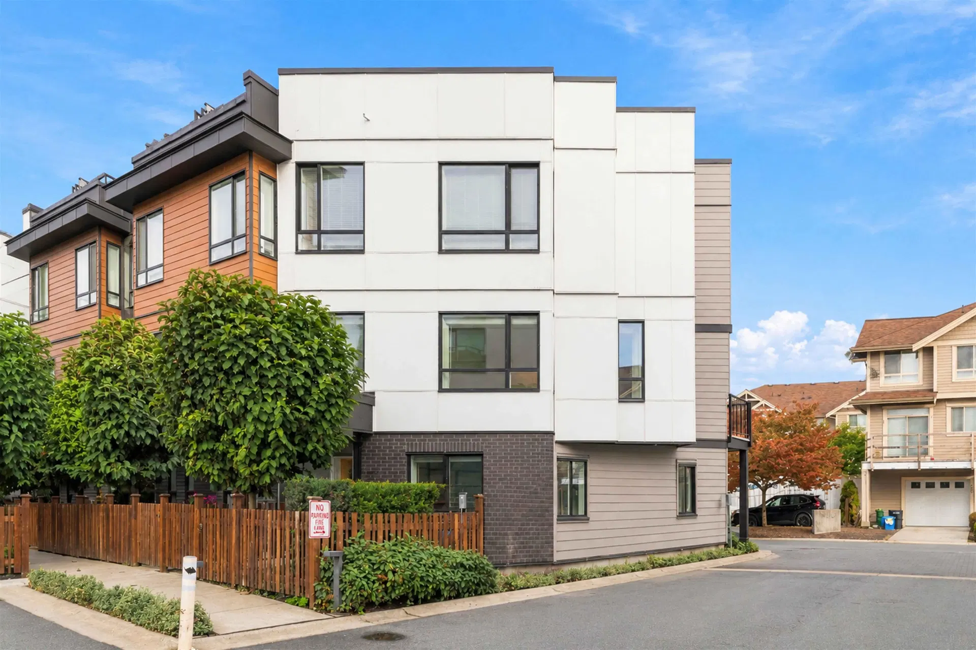 Photo 1 of 35 at #26 – 19749 55 Avenue