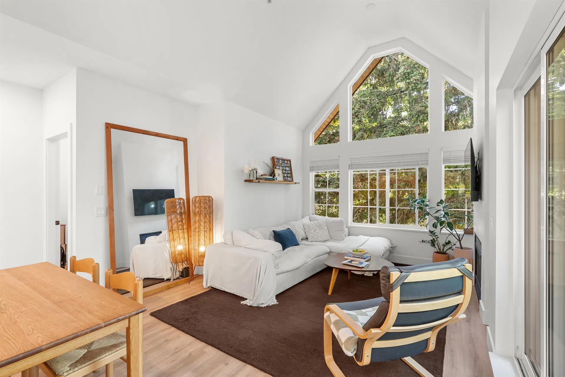 Photo 3 of 28 at #309 – 4745 54a Street