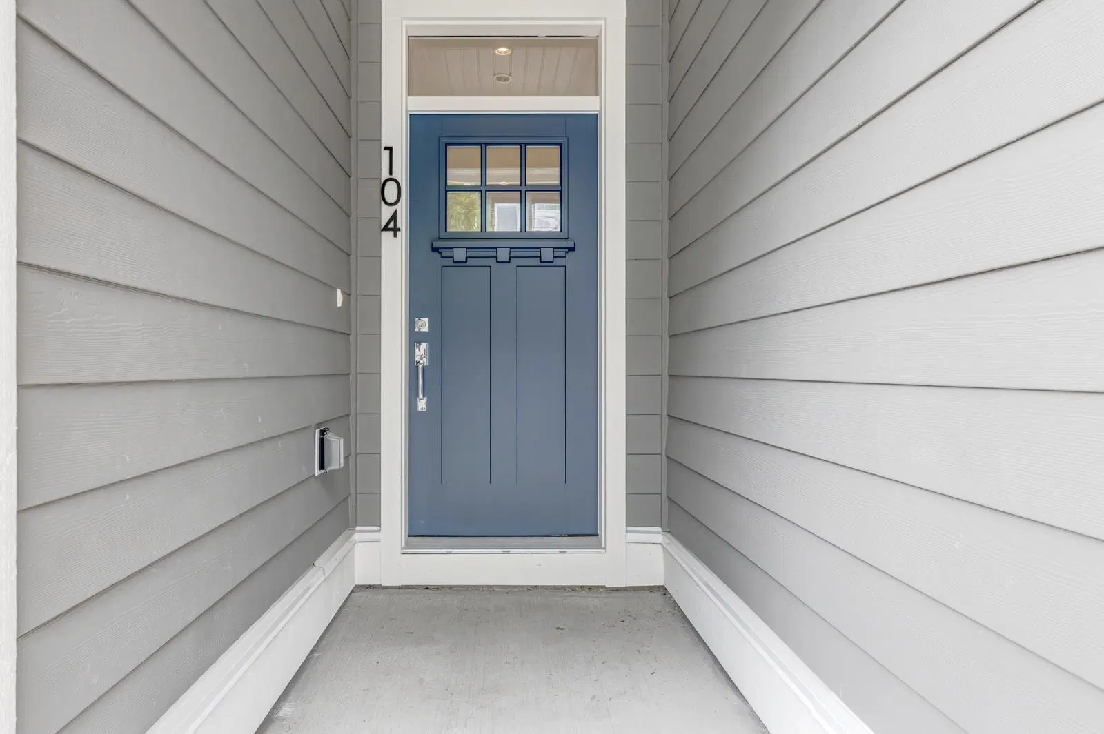 Photo 3 of 33 at #104 – 3421 Queenston Avenue