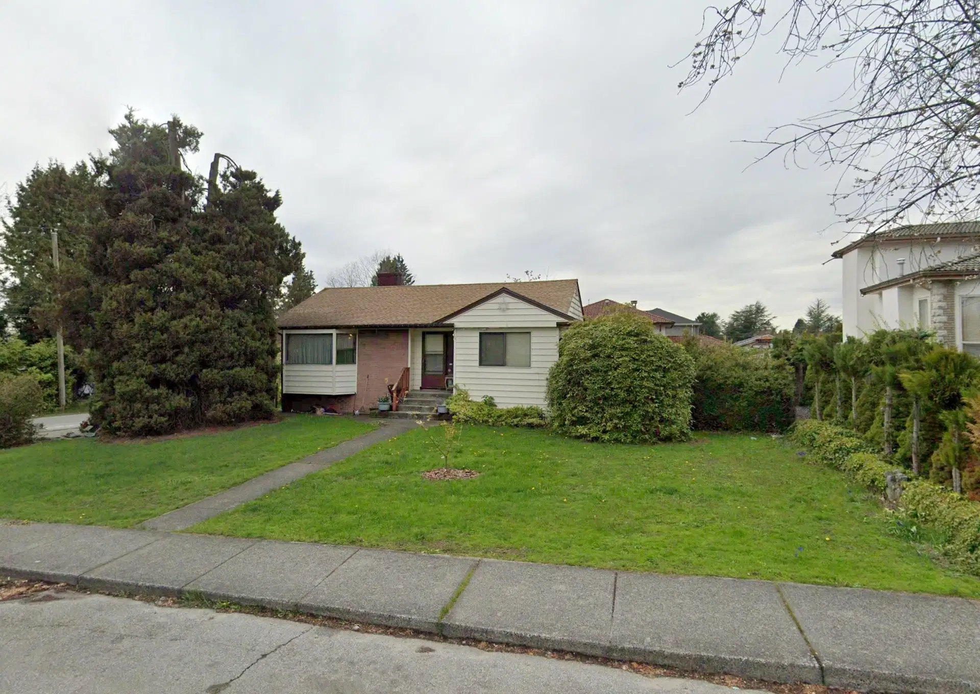 7187 Willingdon Avenue