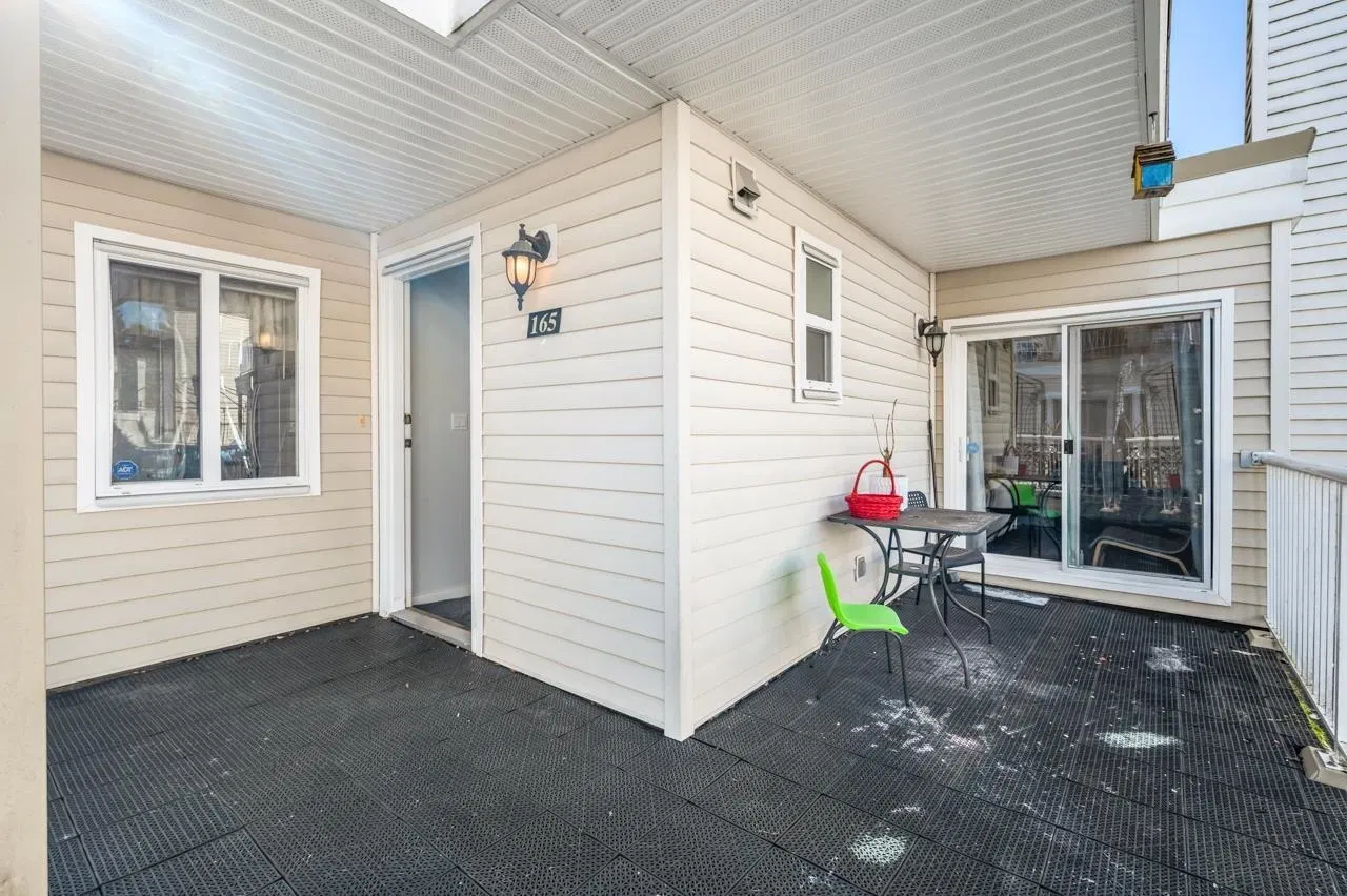 Photo 4 of 22 at #165 – 10077 156 Street