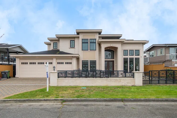 Photo 1 of 36 at 10720 Anglesea Drive