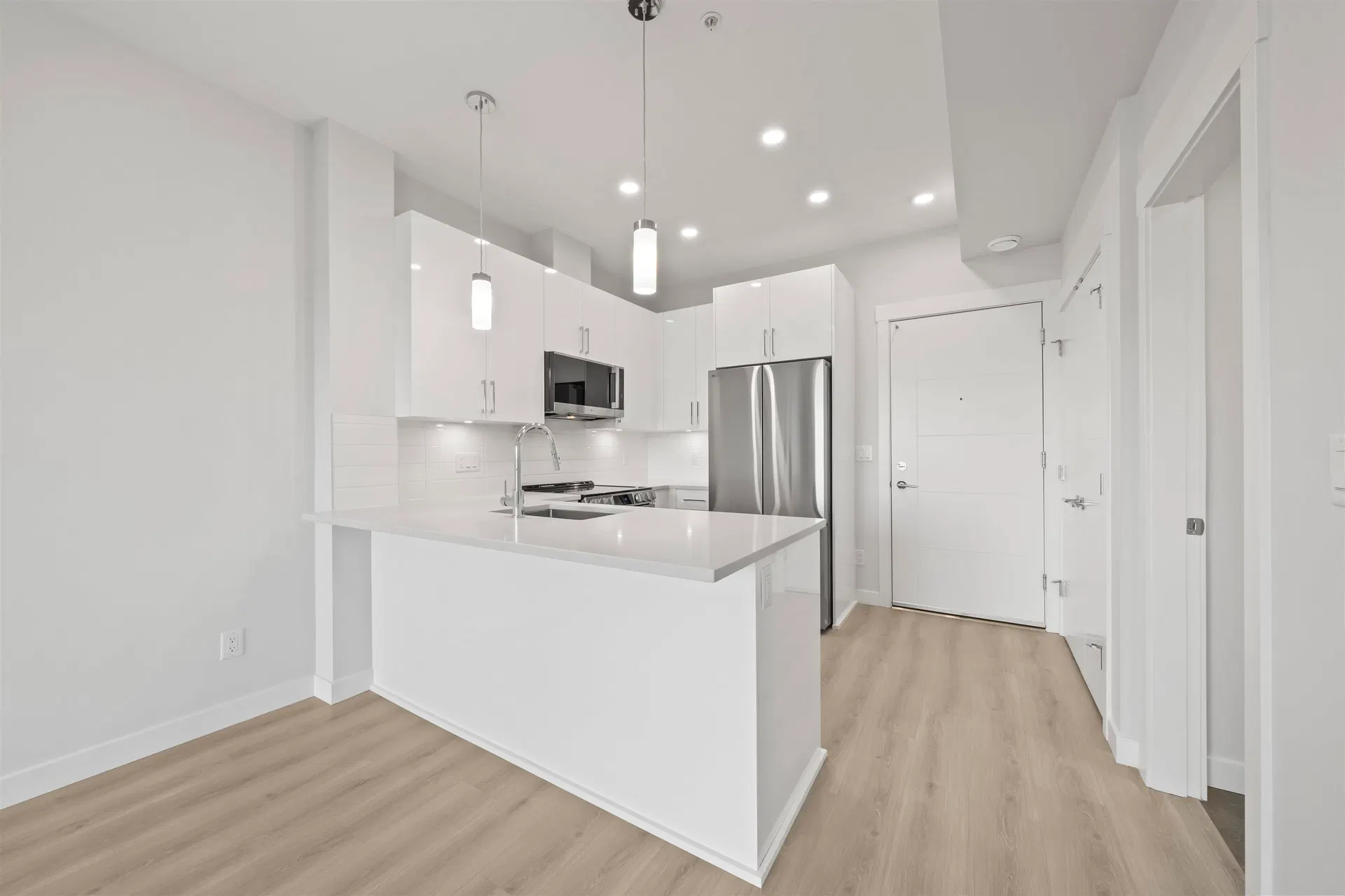 Photo 4 of 35 at #620 – 8423 Cedar Street