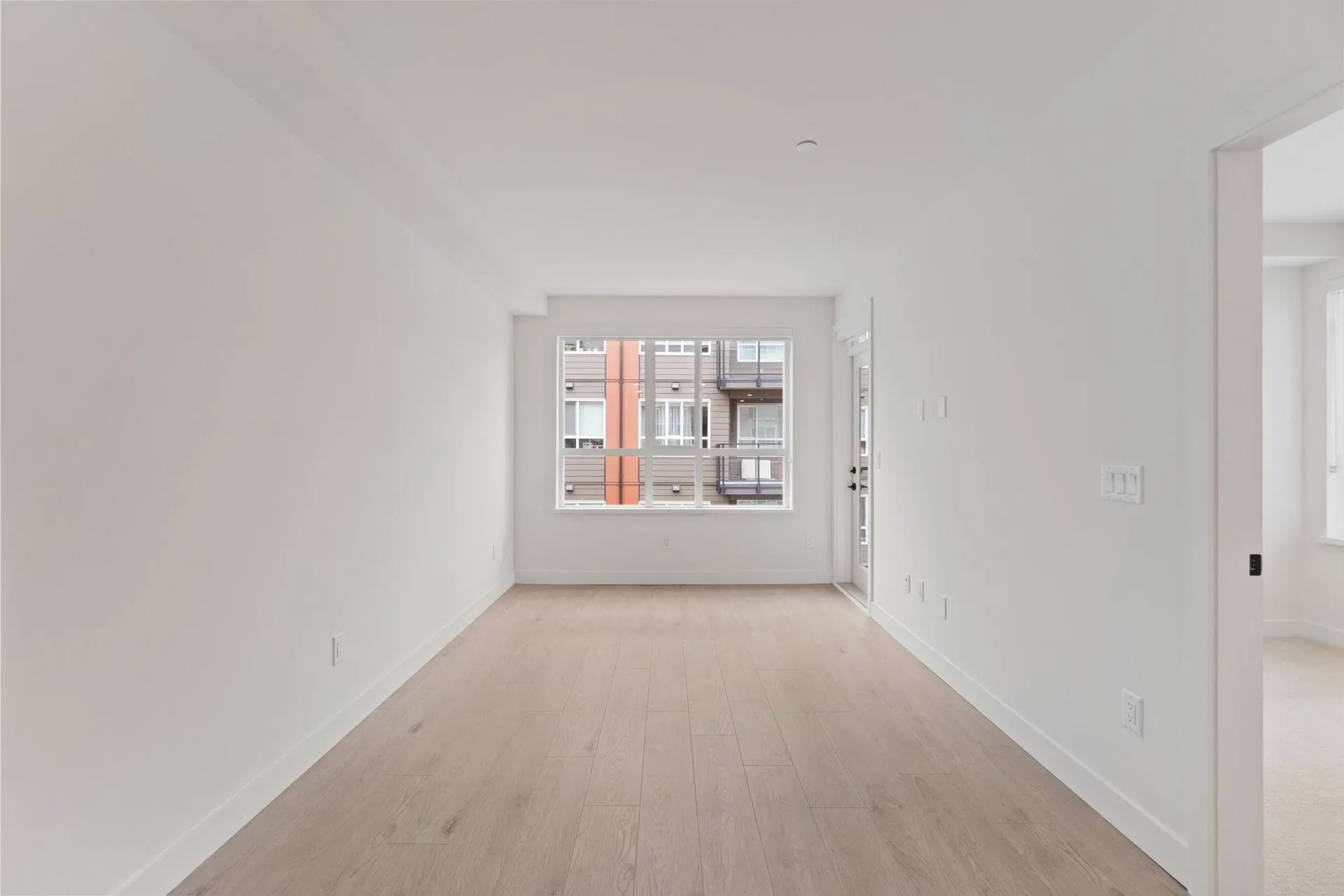 Photo 2 of 31 at #418 – 13258 105 Avenue