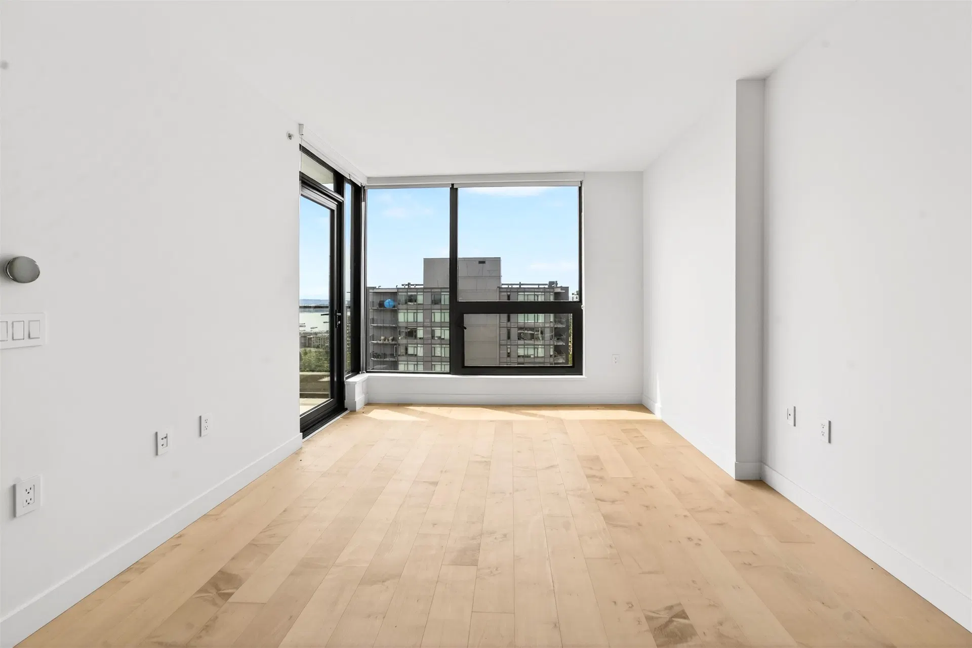 Photo 3 of 28 at #1304 – 135 E 13th Street