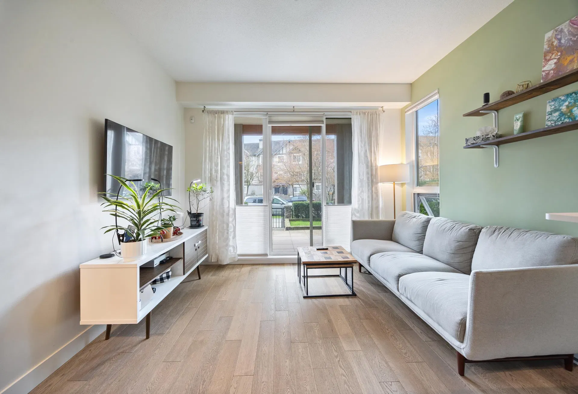 #209 – 3399 Noel Drive