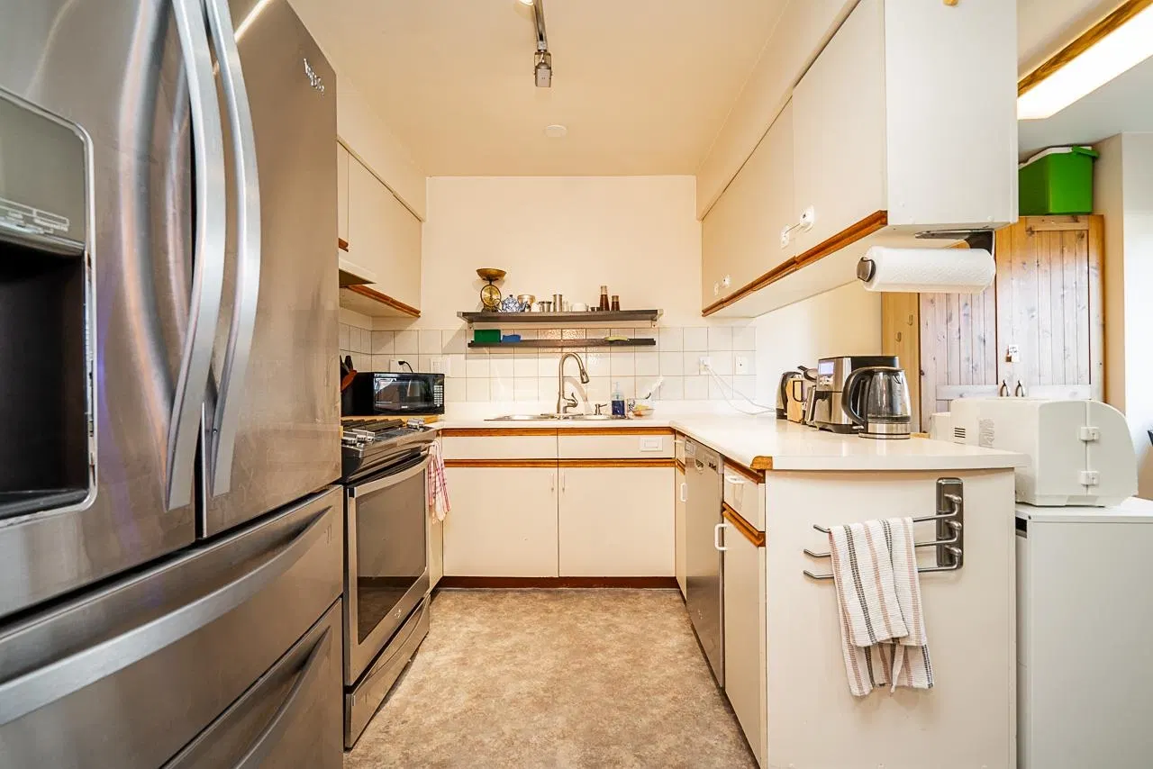 Photo 5 of 24 at #34 – 9914 148 Street