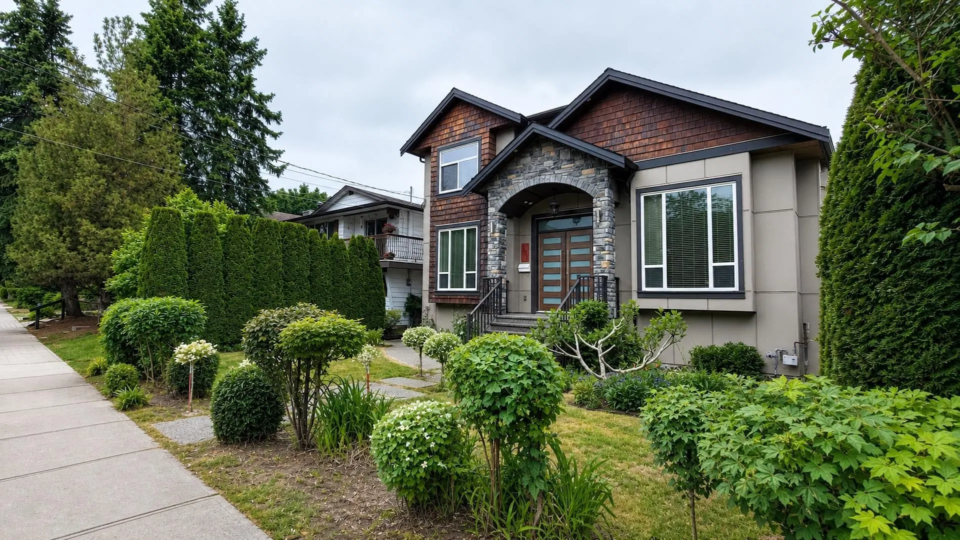 Photo 2 of 40 at 1975 Coquitlam Avenue