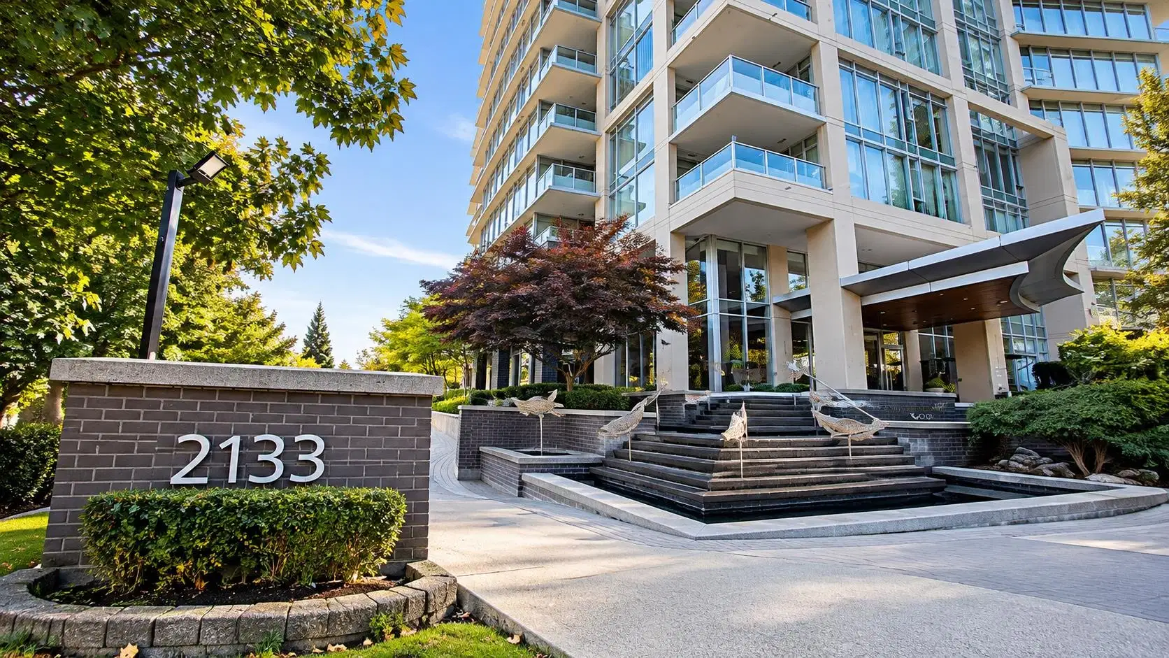 #2805 – 2133 Douglas Road