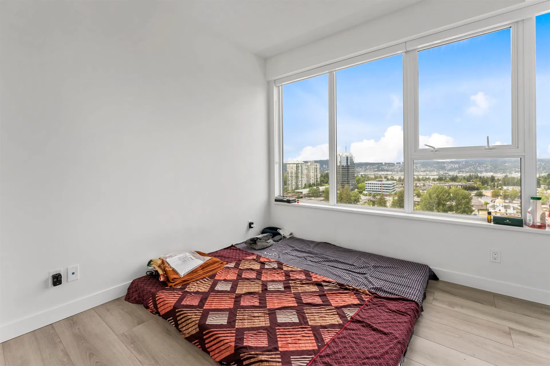 Photo 3 of 12 at #1510 – 10626 City Parkway