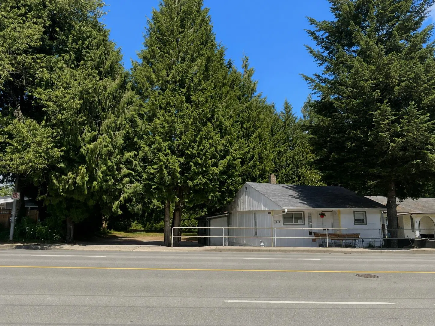Photo 2 of 5 at 33431 George Ferguson Way