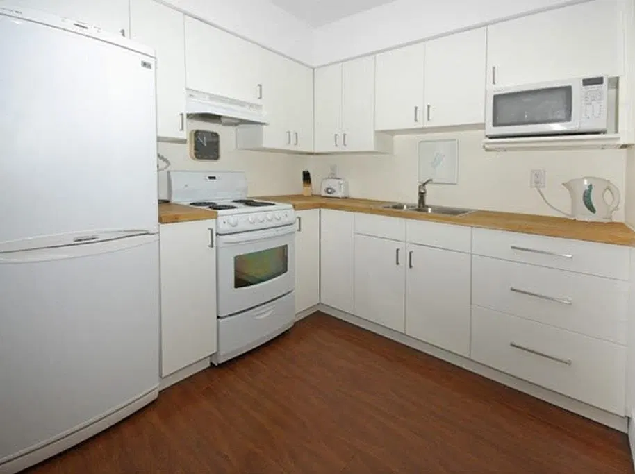 Photo 3 of 8 at #12 – 430 E 8th Avenue