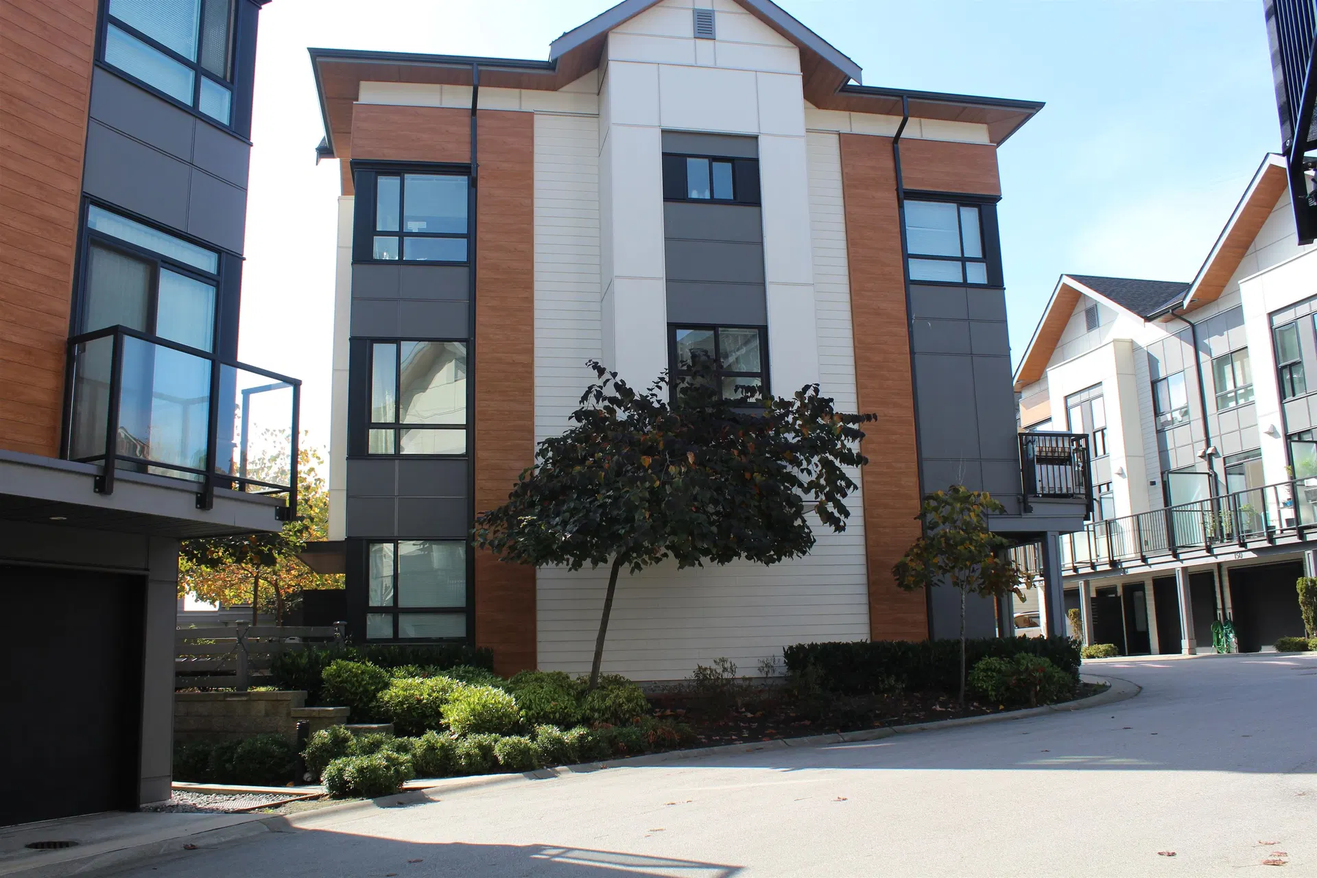 Photo 3 of 30 at #145 – 15111 Edmund Drive