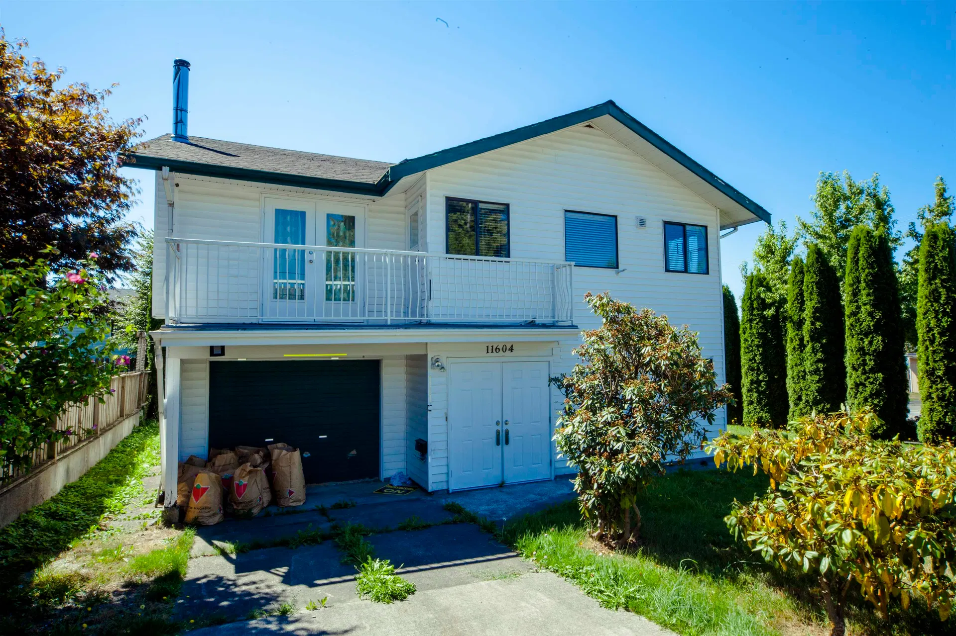 Photo 1 of 16 at 11604 75a Avenue
