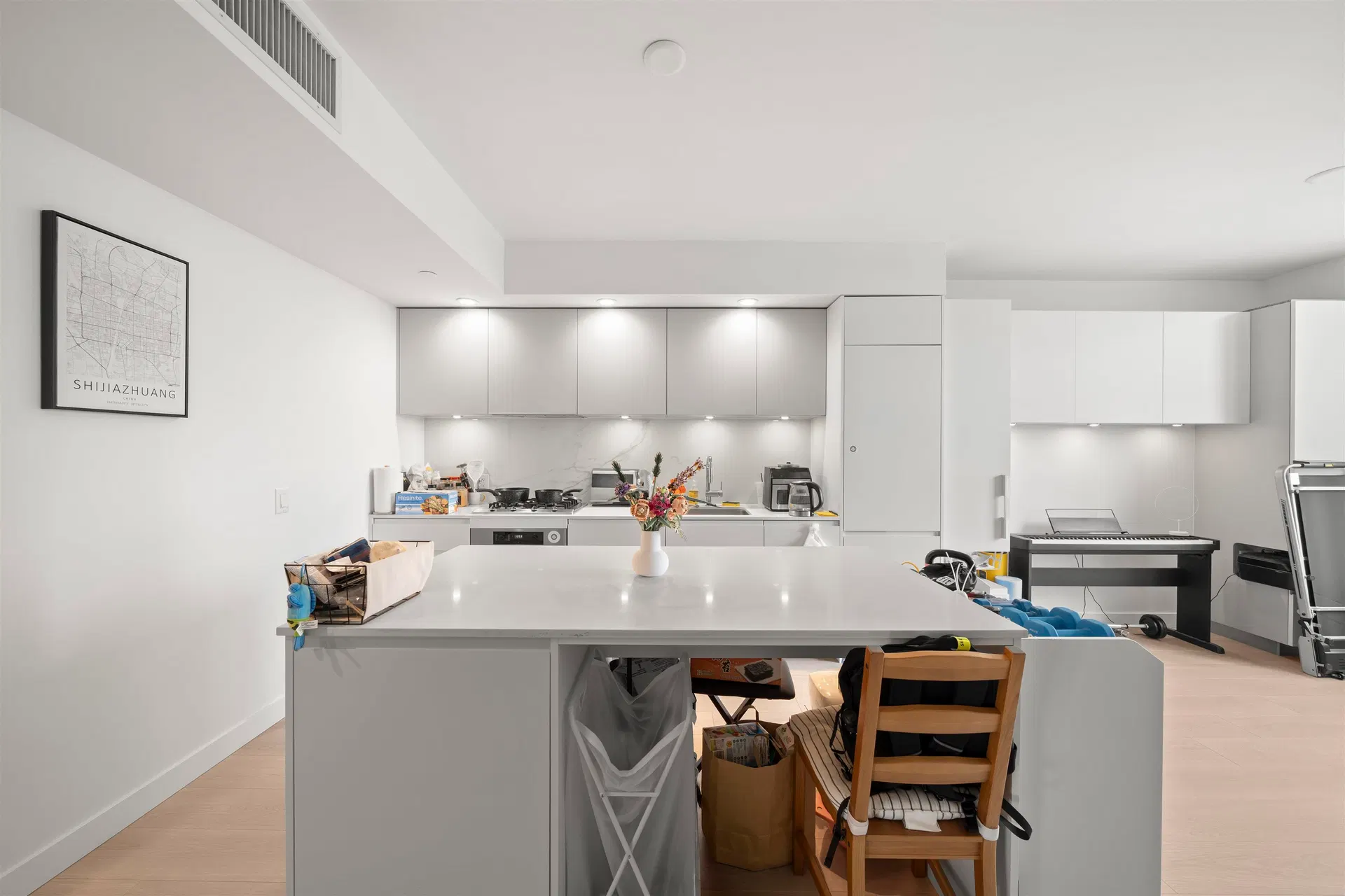 Photo 3 of 27 at #903 – 6537 Telford Avenue