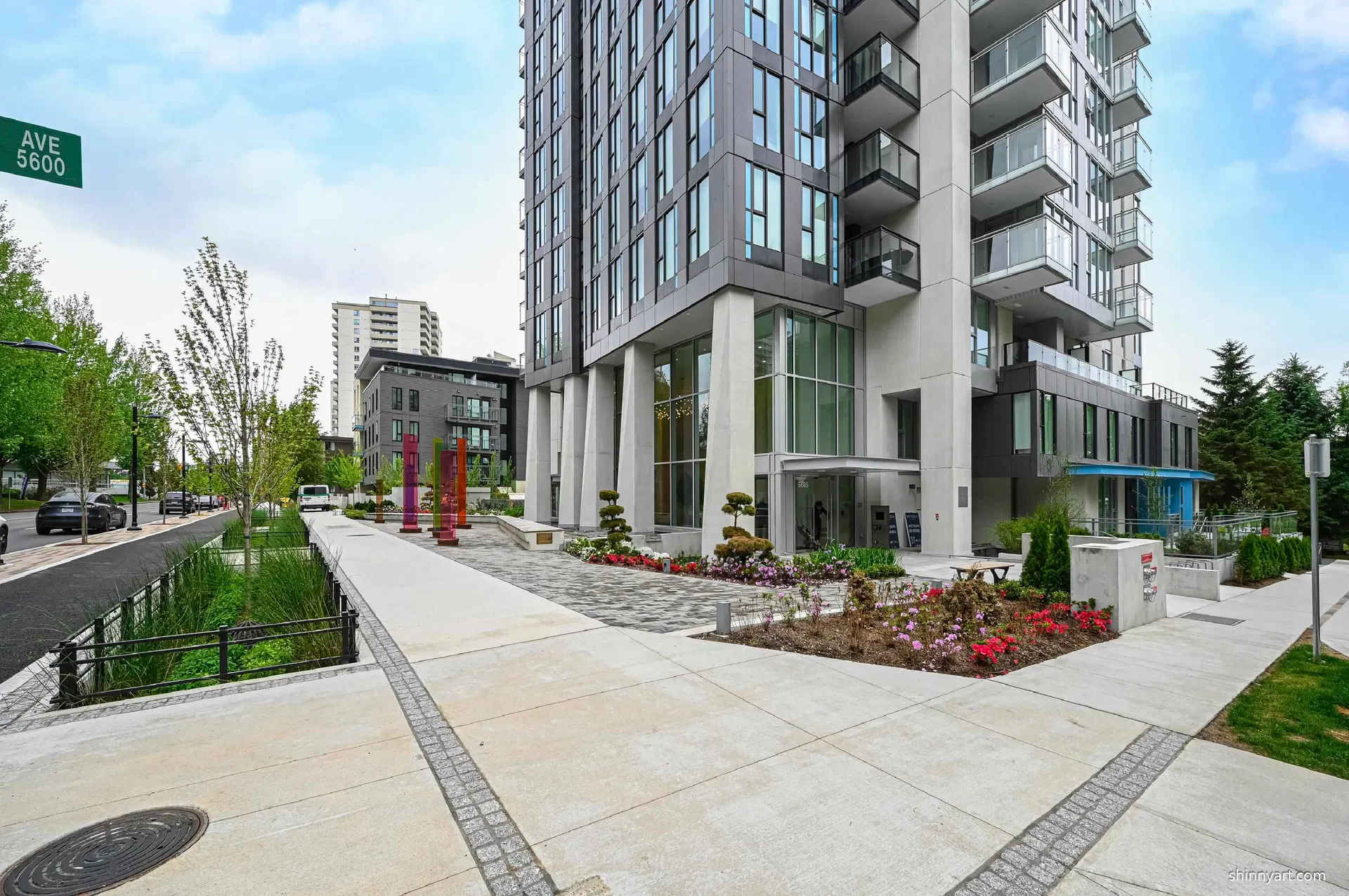 Photo 3 of 37 at #1909 – 5685 Halley Avenue