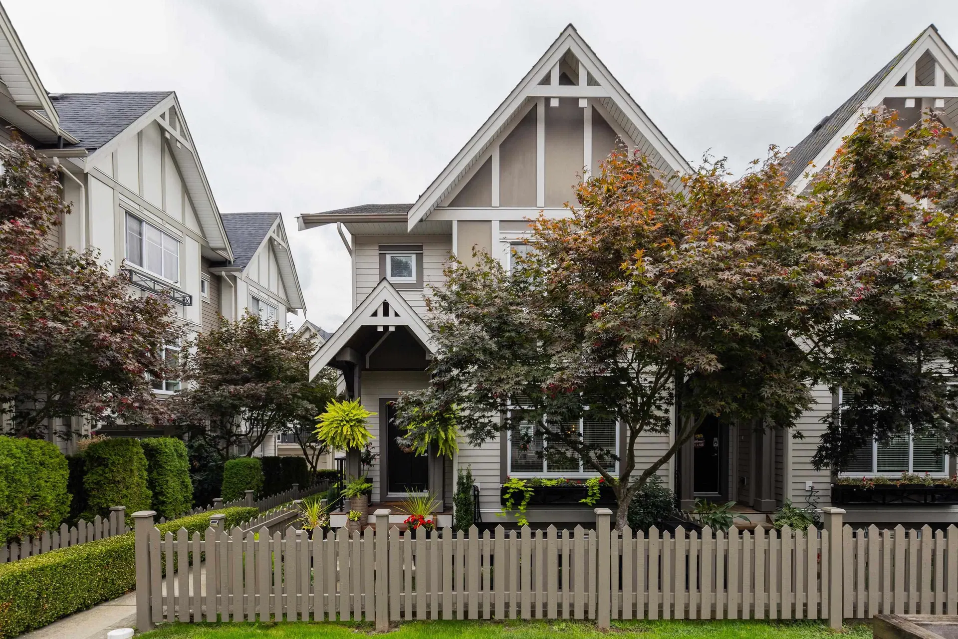 Photo 2 of 39 at #34 – 6588 195a Avenue