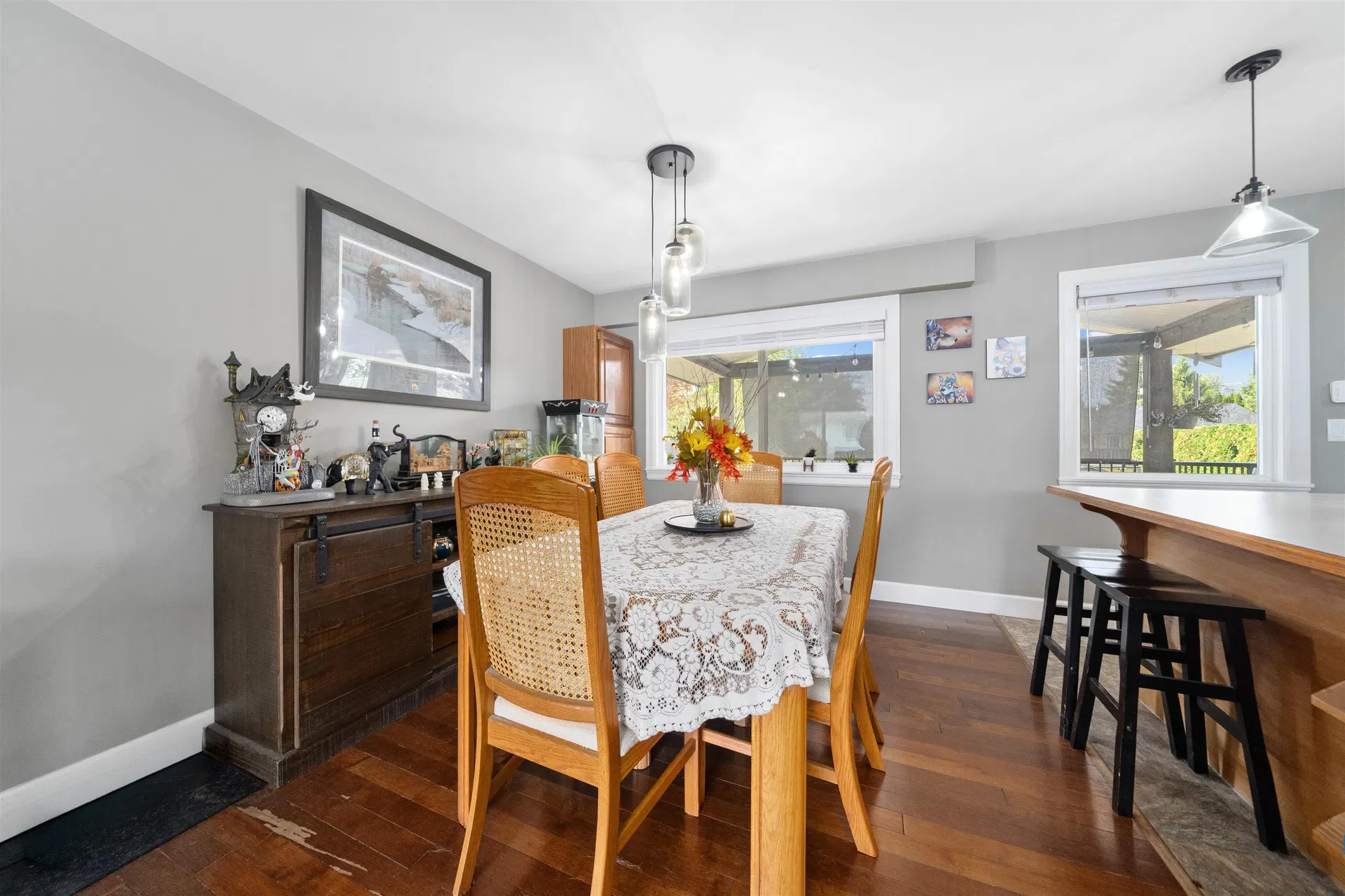 Photo 5 of 39 at 12347 Greenwell Street