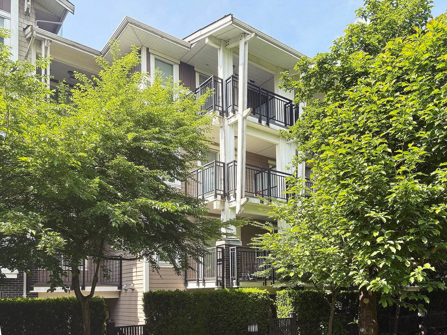Photo 1 of 18 at #219 – 5788 Sidley Street