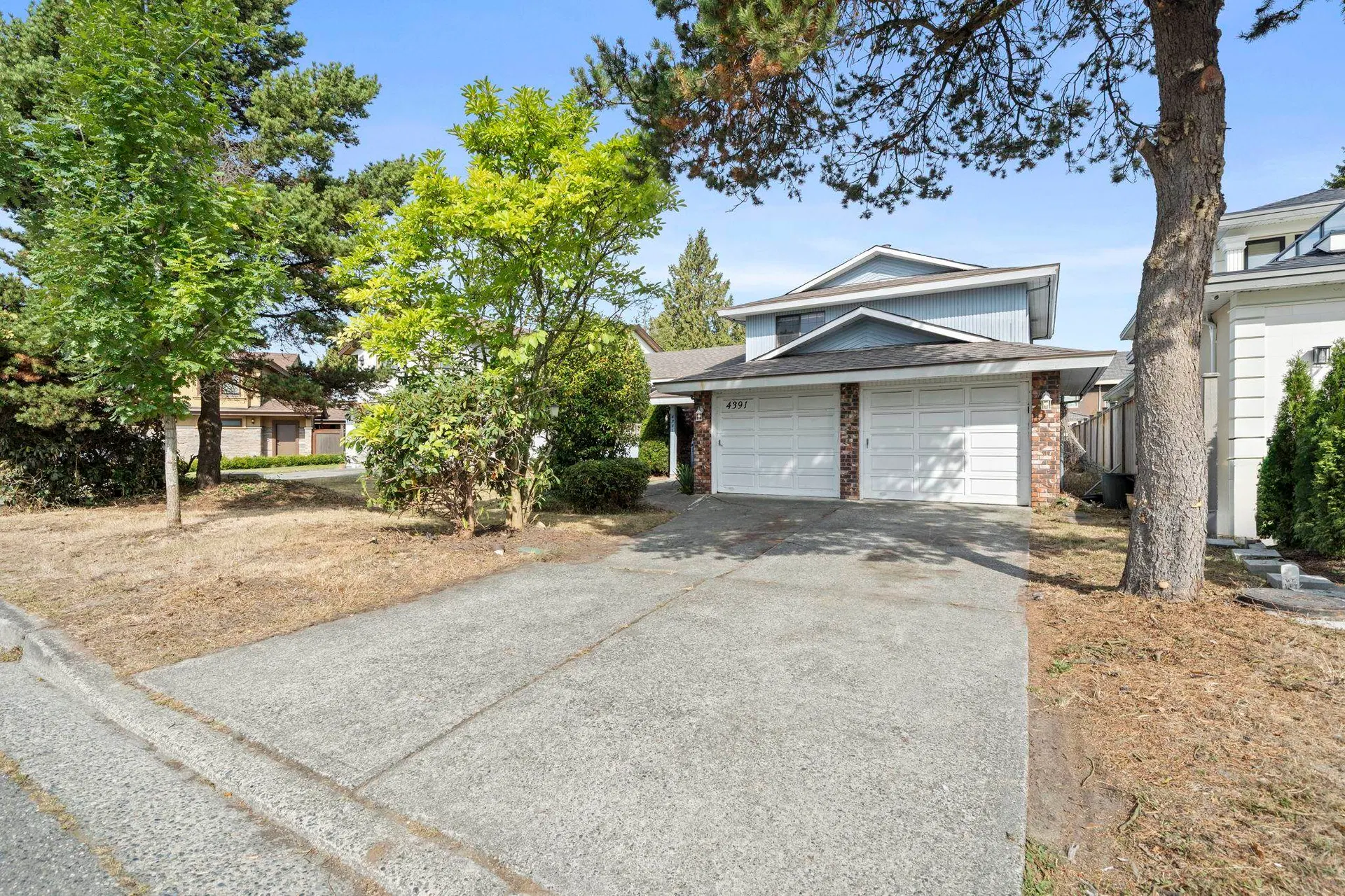 Photo 1 of 14 at 4391 Deerfield Crescent
