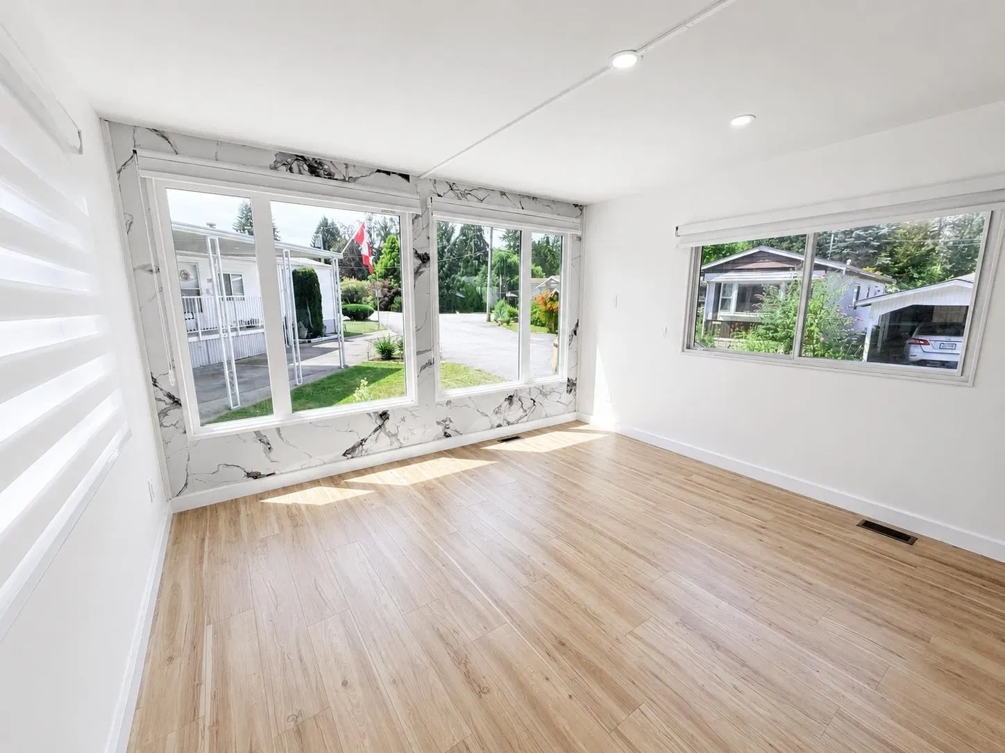 Photo 4 of 29 at #18 – 12868 229 Street