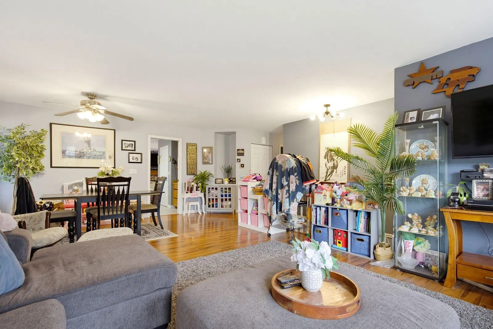 Photo 5 of 37 at 12476 231b Street