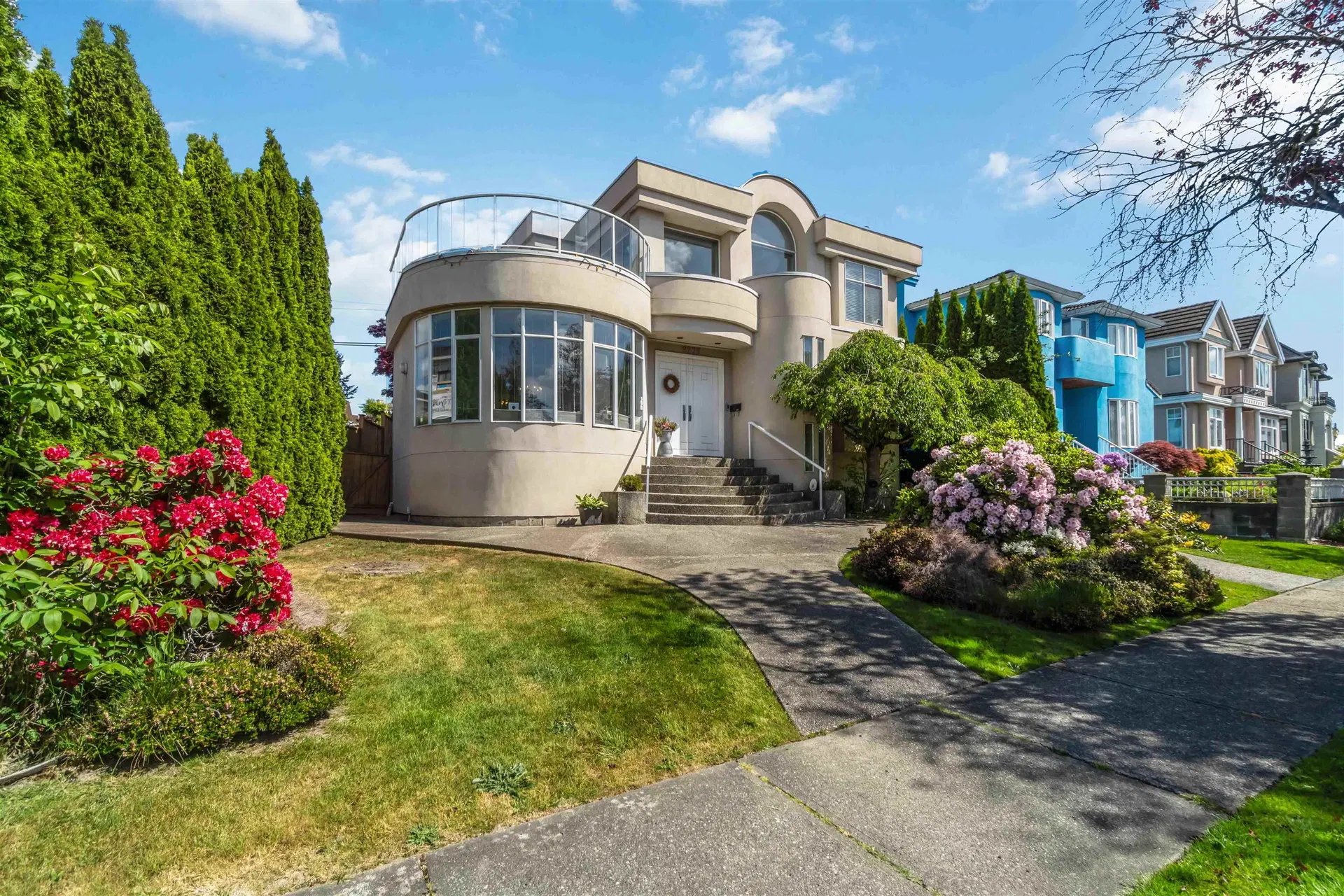 Photo 1 of 25 at 2275 Bonaccord Drive