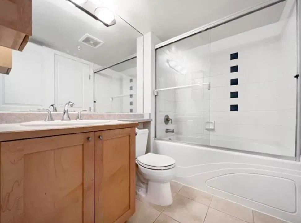 Photo 3 of 7 at #208 – 3580 W 41st Avenue