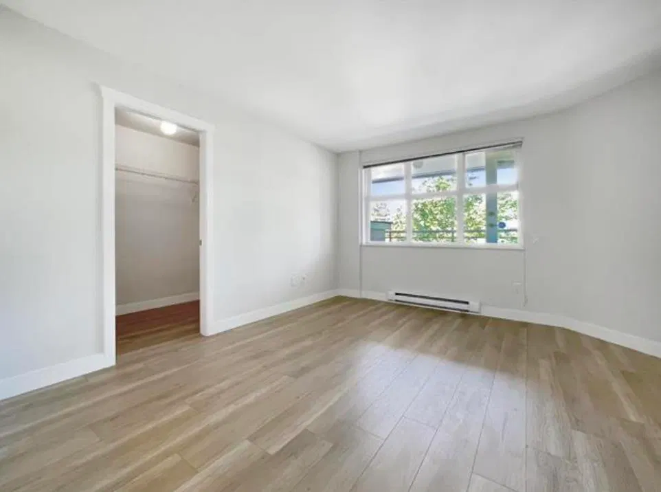 Photo 4 of 7 at #208 – 3580 W 41st Avenue