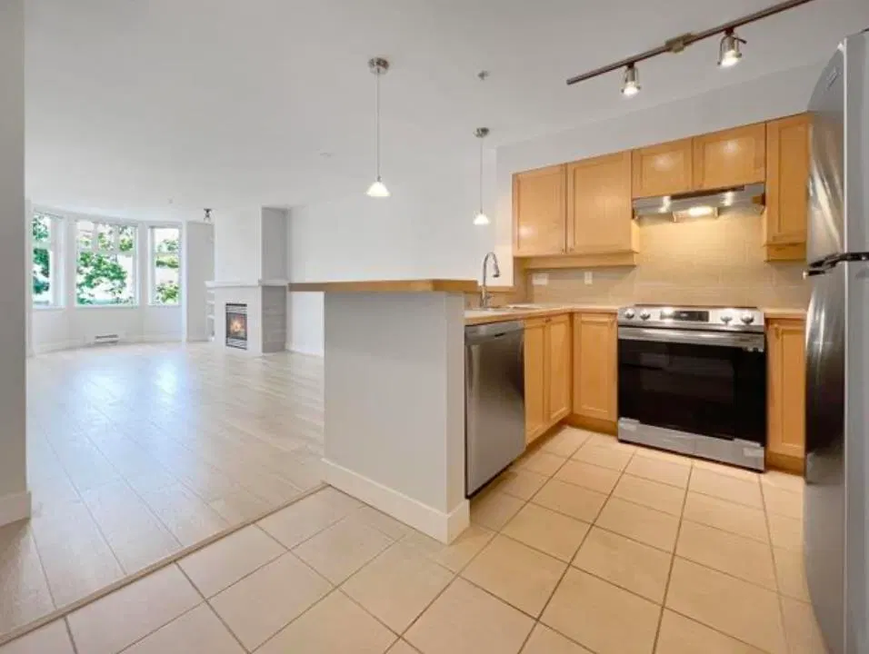 Photo 5 of 7 at #208 – 3580 W 41st Avenue