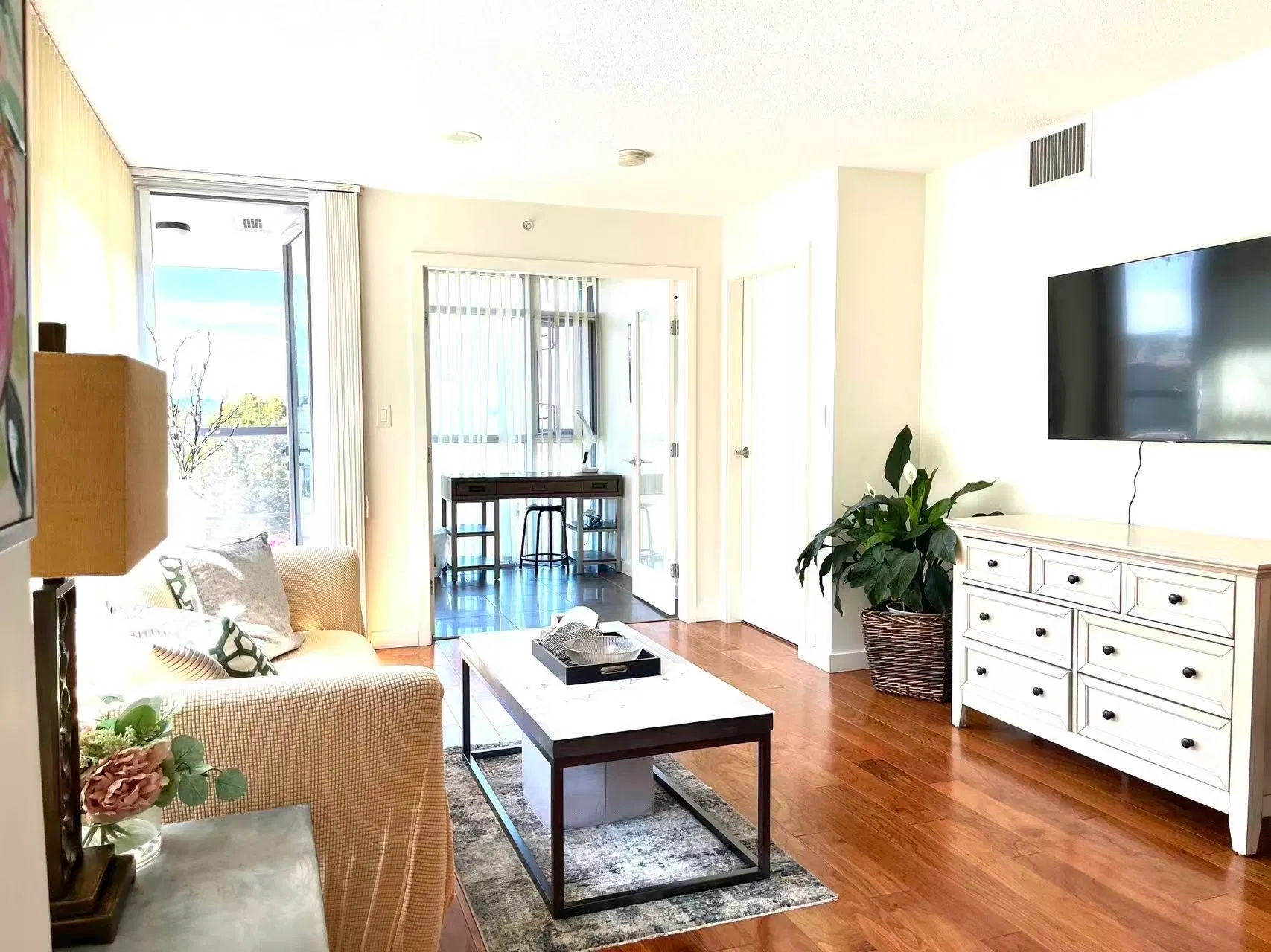 Photo 2 of 12 at #662 – 2080 W Broadway