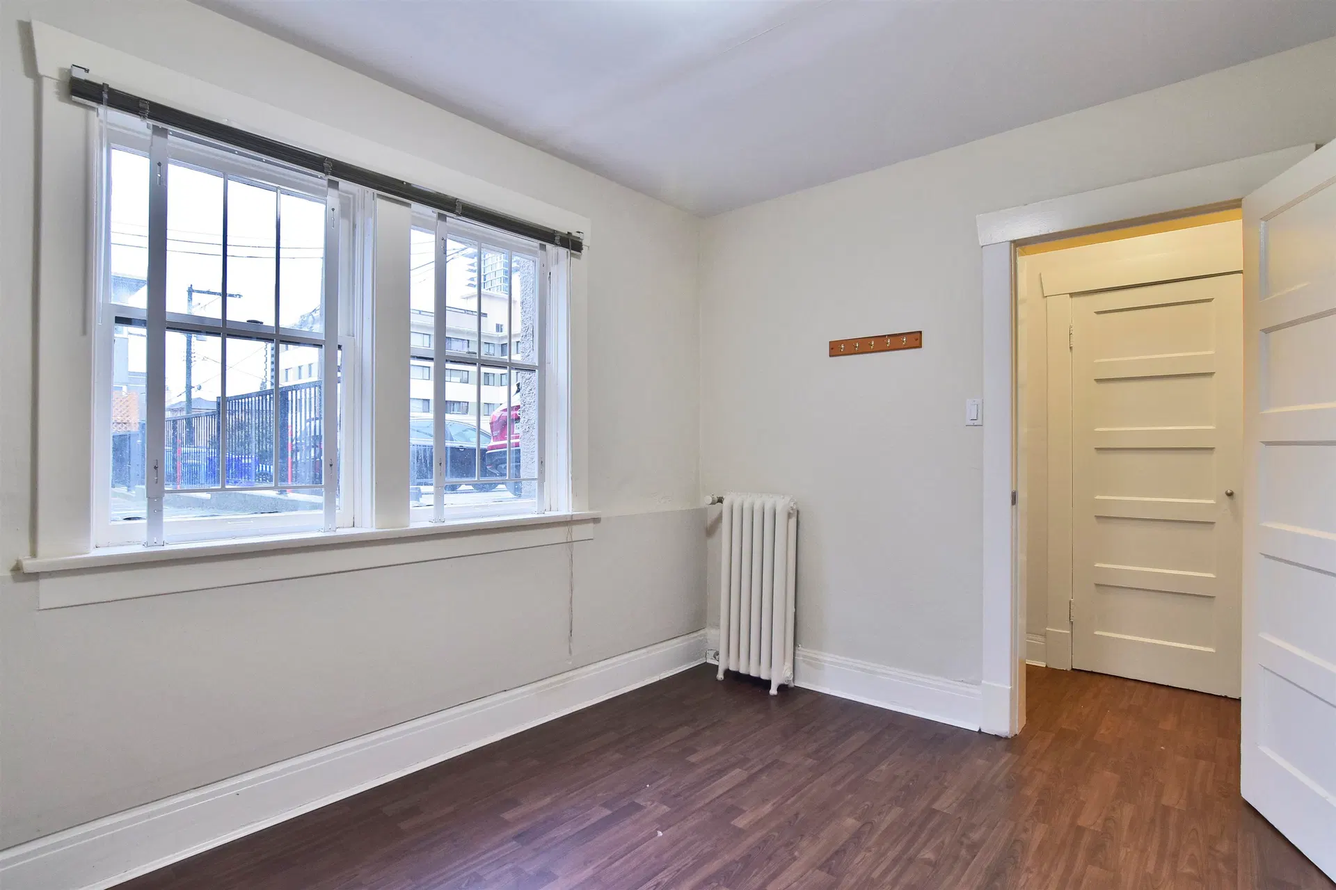 Photo 5 of 19 at #18 – 935 Jervis Street