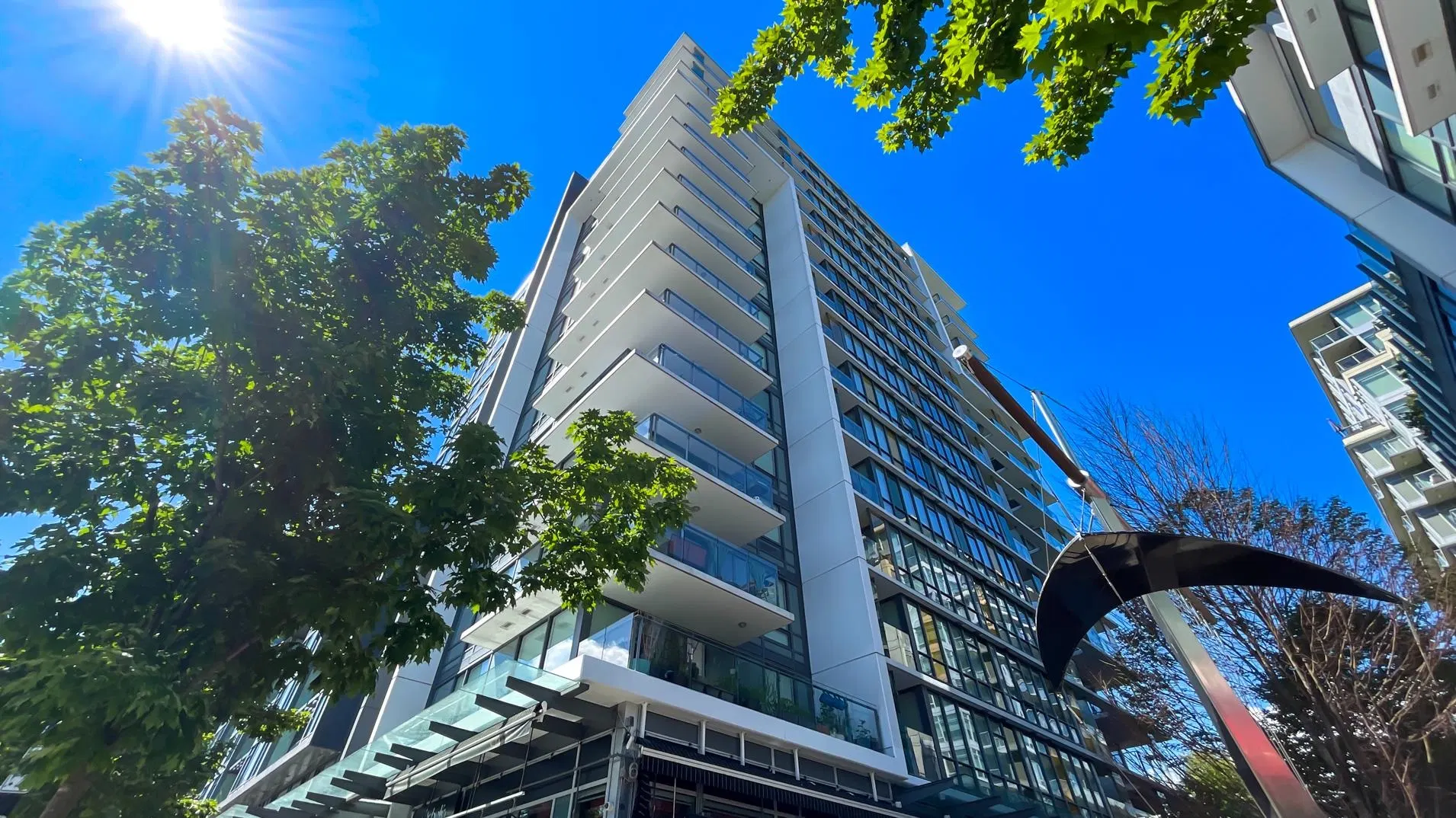#1402 – 159 2nd Avenue