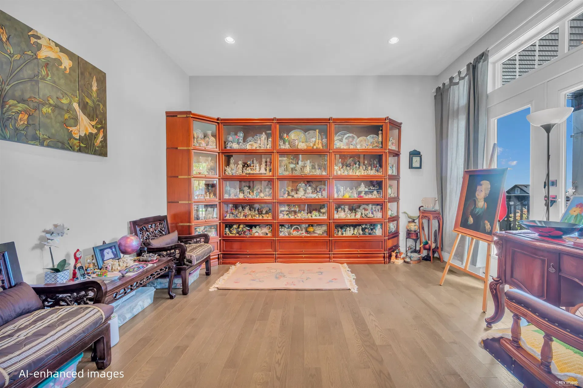Photo 5 of 26 at 3505 Princeton Avenue