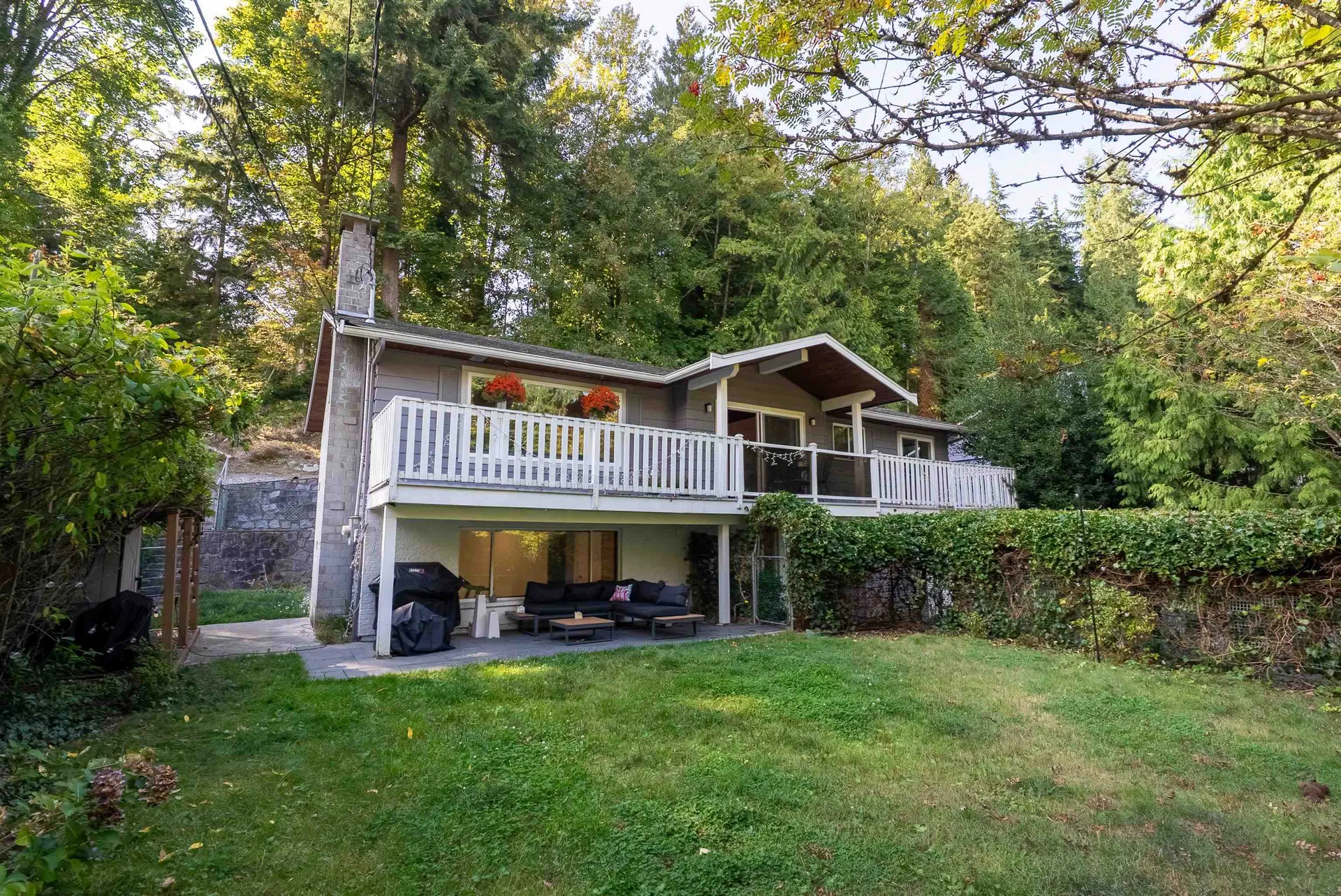 Photo 1 of 33 at 1835 Arborlynn Drive