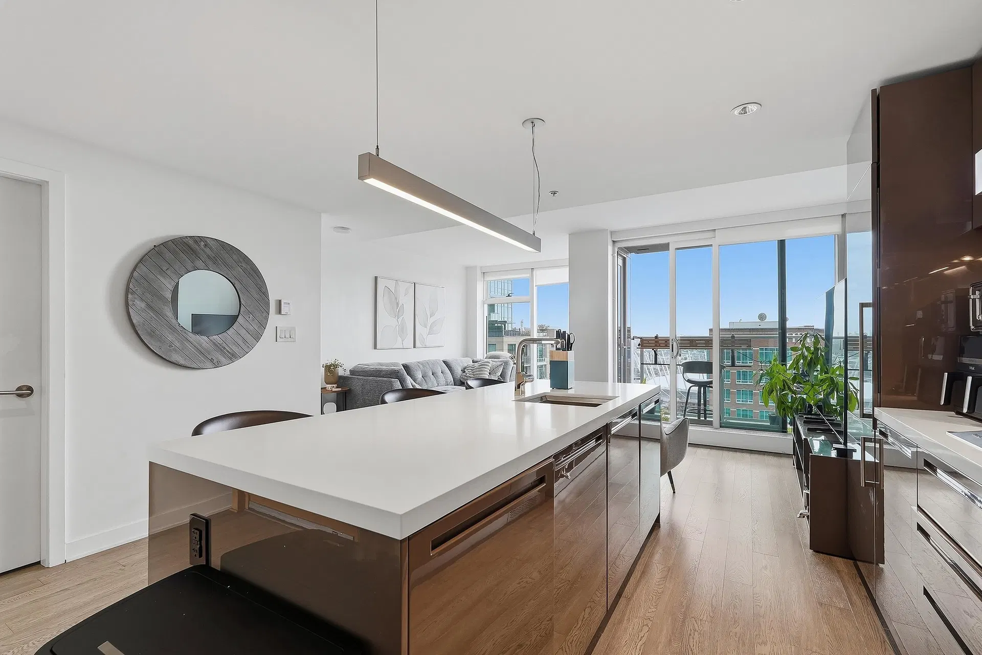 Photo 2 of 32 at #3110 – 777 Richards Street