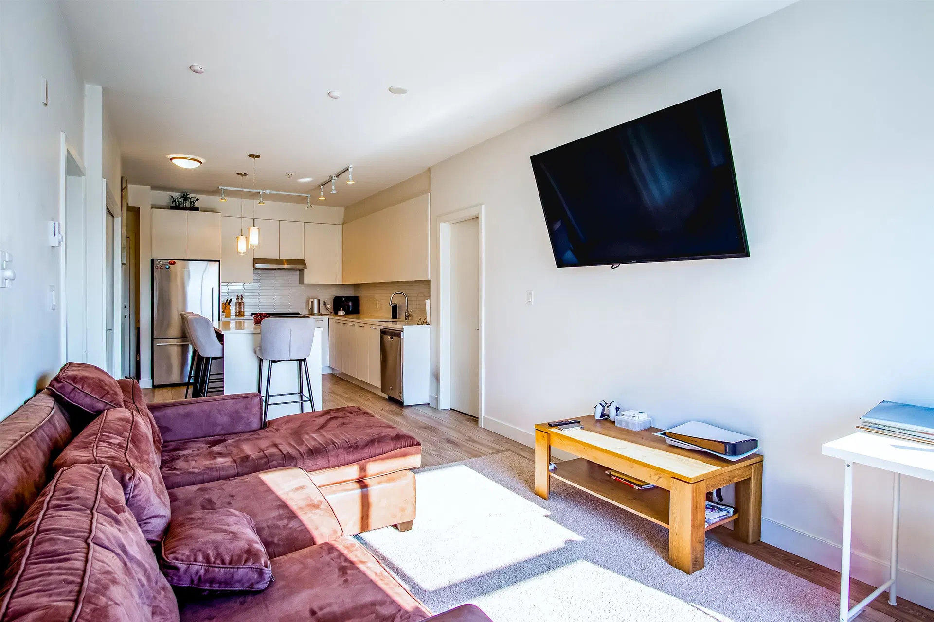 Photo 4 of 39 at #312 – 7809 209 Street
