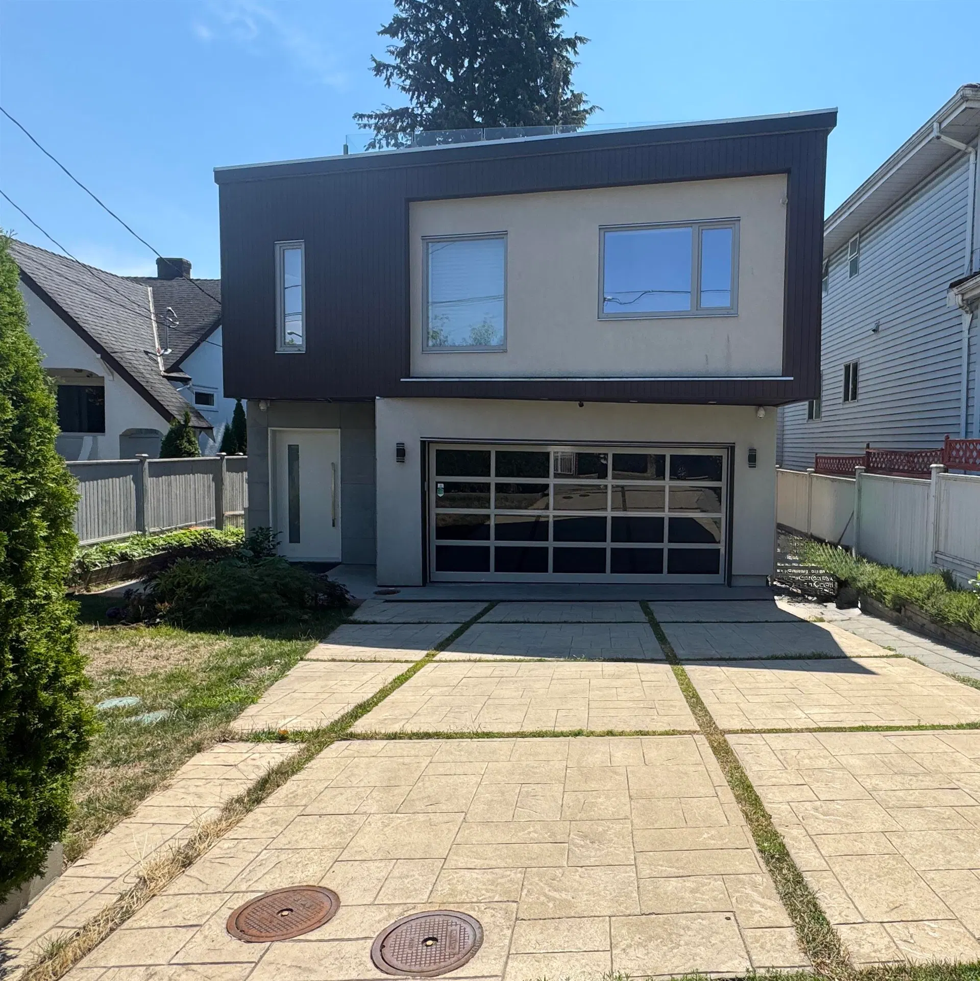 Photo 1 of 21 at 1076 Park Drive