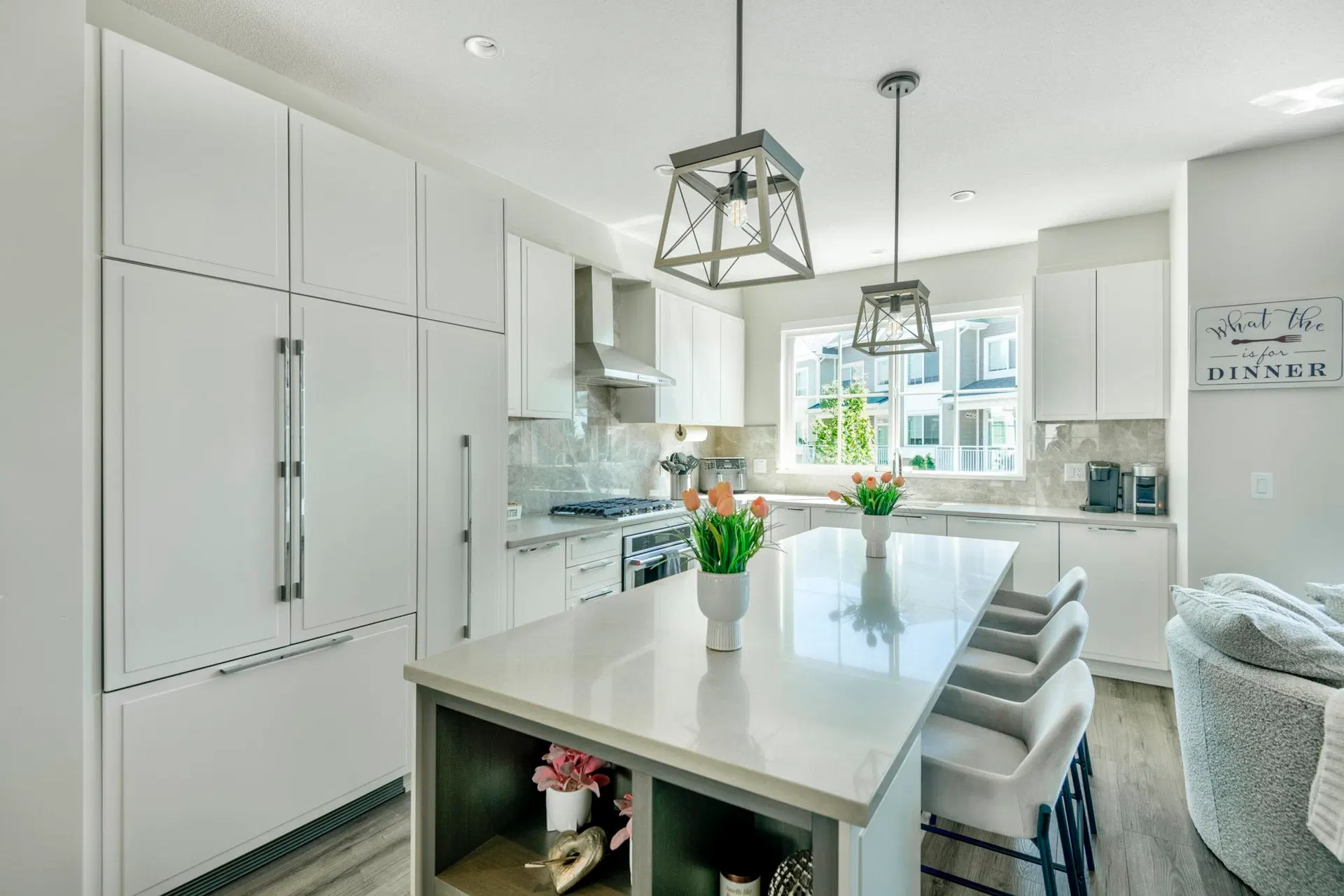 Photo 1 of 40 at #9 – 5311 Admiral Way