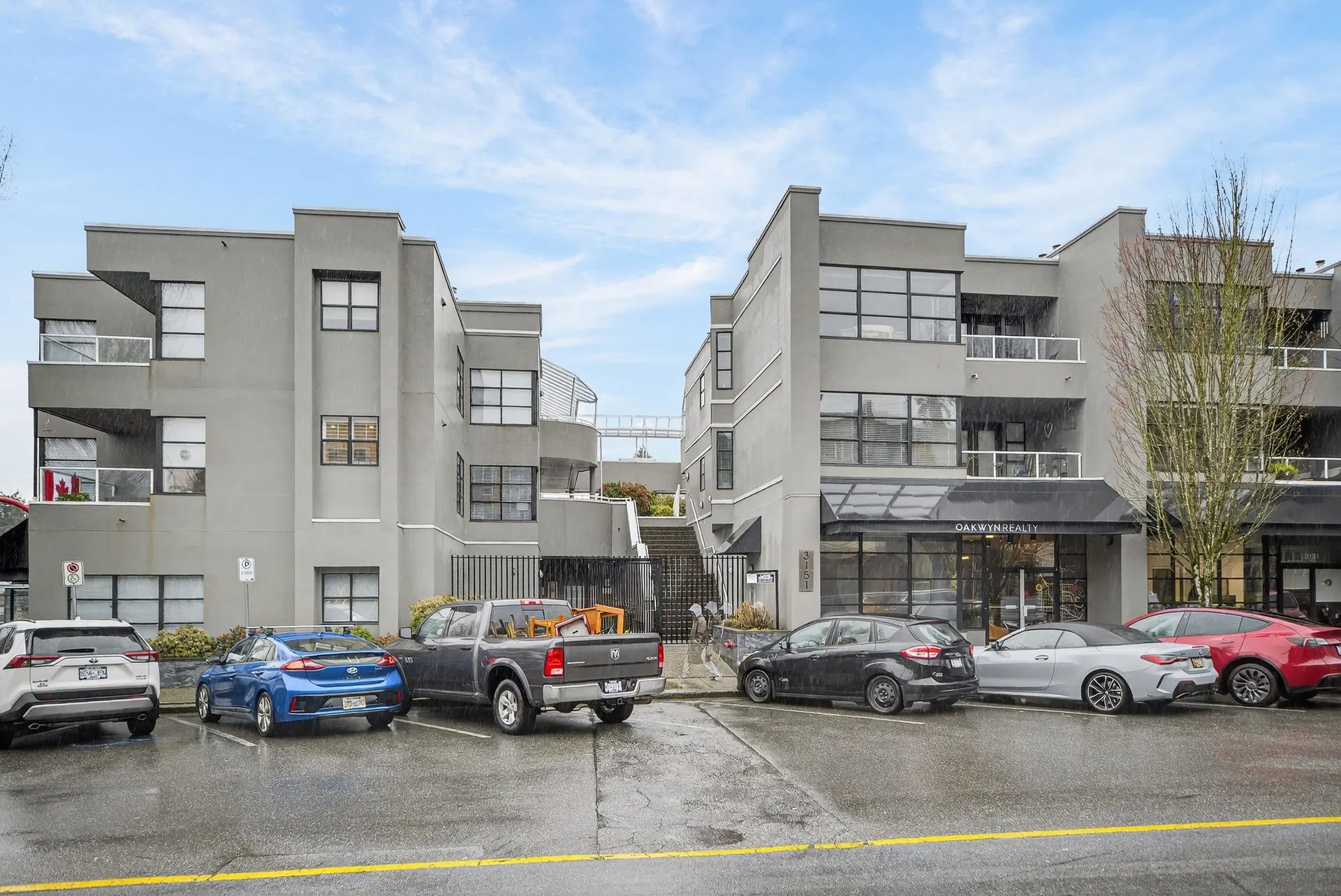 #205 – 3151 Woodbine Drive
