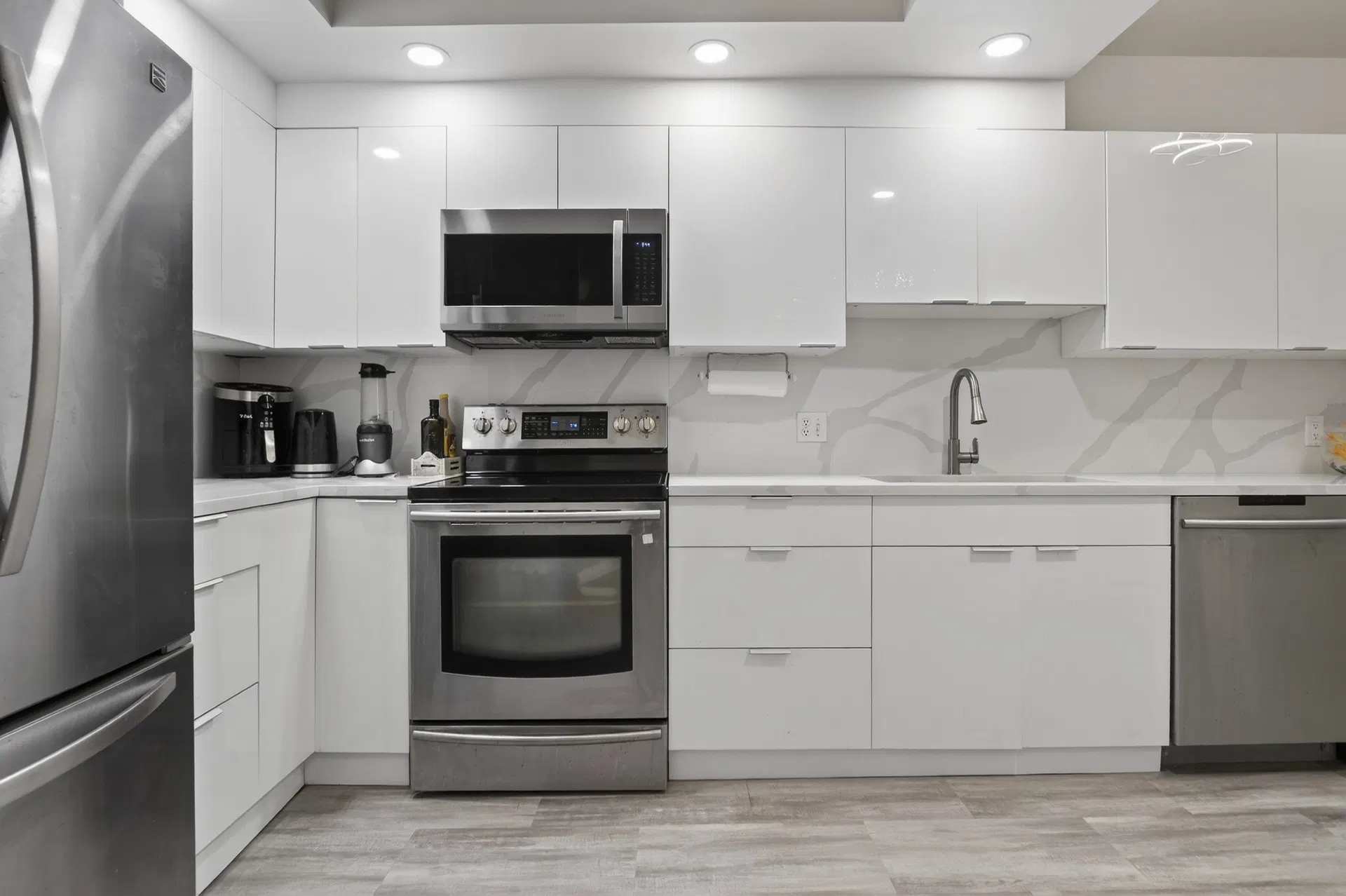 Photo 4 of 15 at #205 – 3151 Woodbine Drive