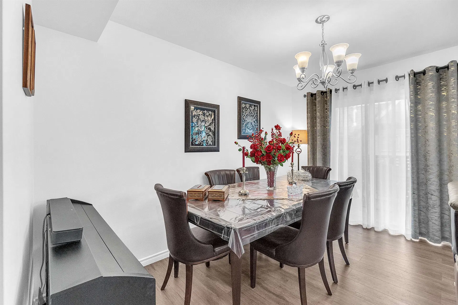 Photo 4 of 34 at #5 – 2382 Parkway Boulevard