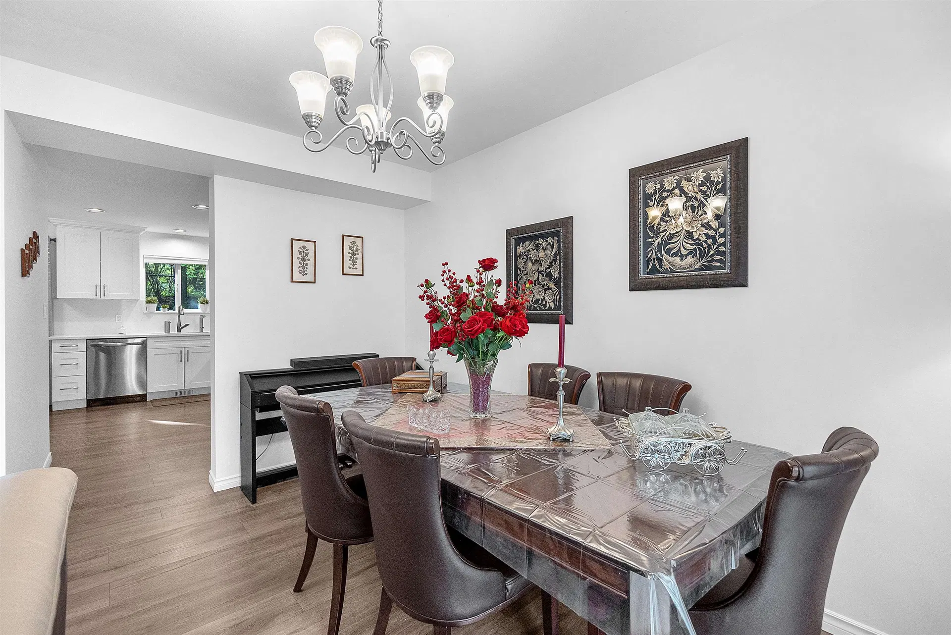 Photo 5 of 34 at #5 – 2382 Parkway Boulevard
