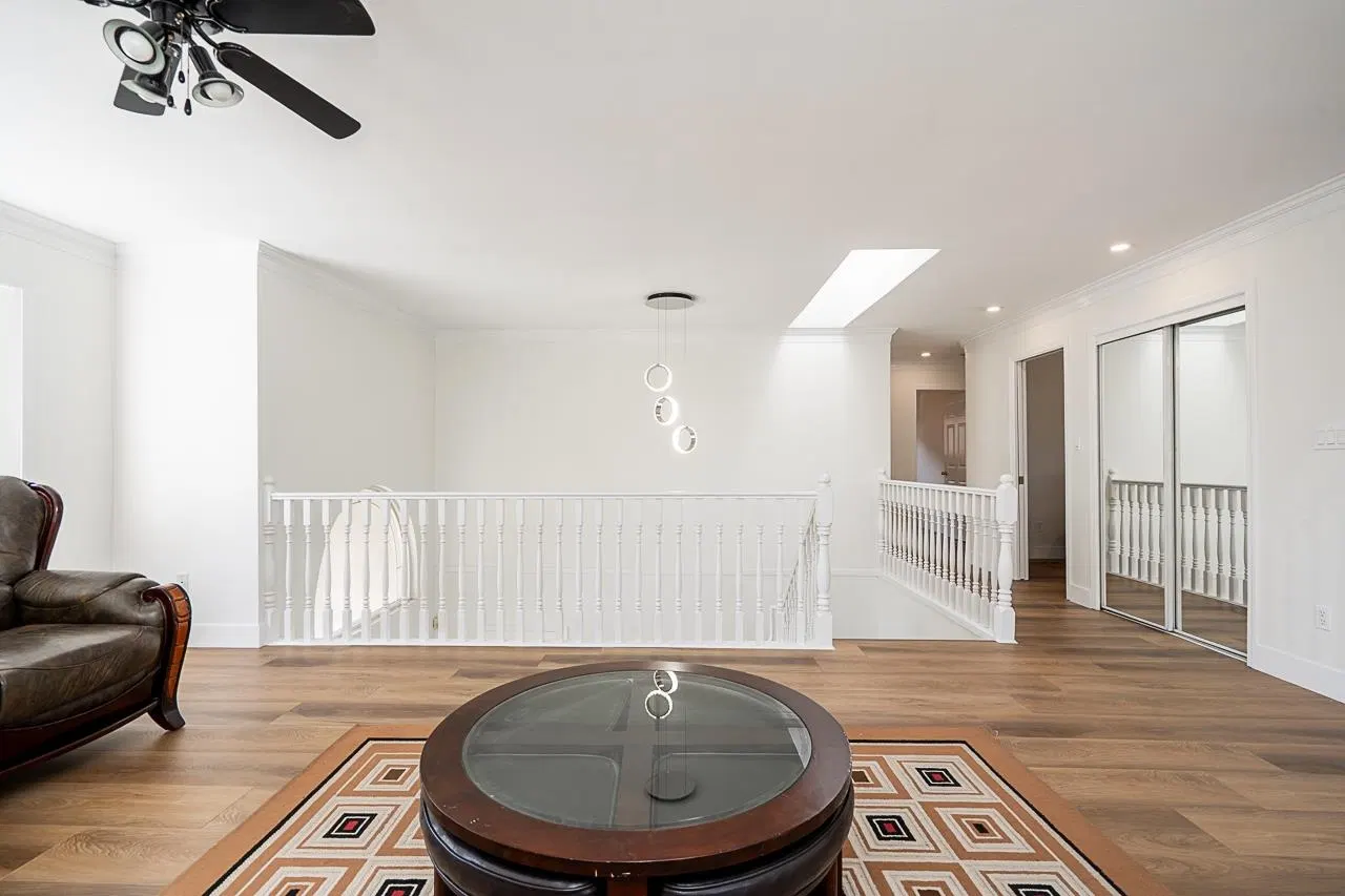 Photo 5 of 40 at 7865 16th Avenue