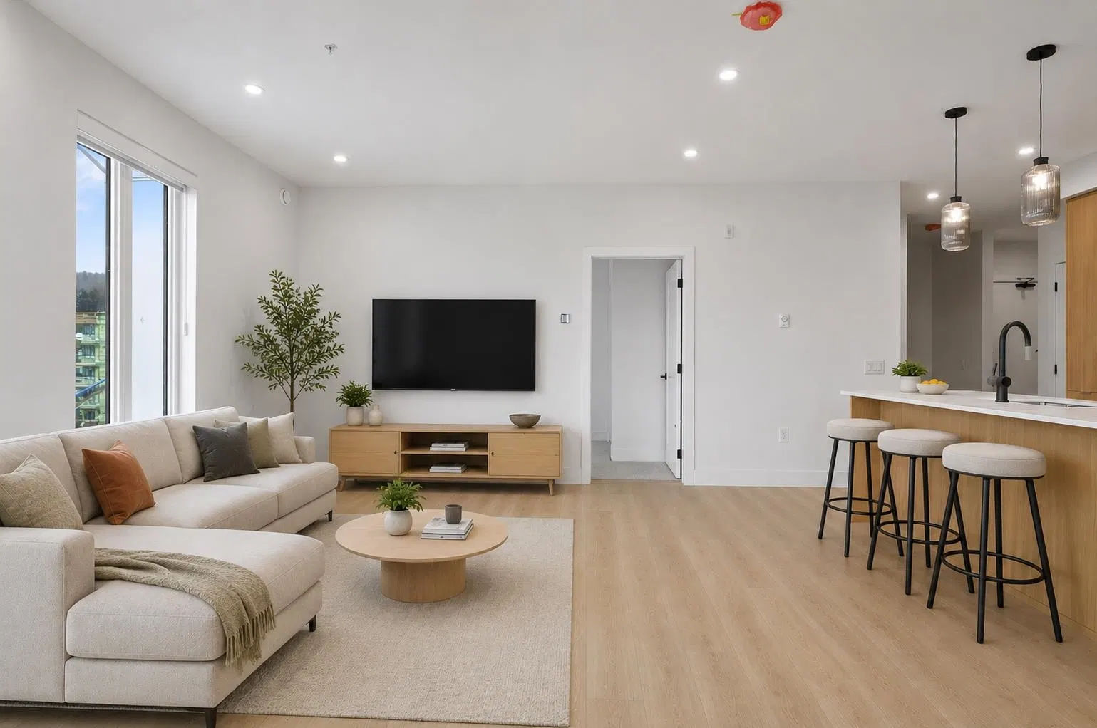 Photo 1 of 23 at #503 – 46185 Thomas Road
