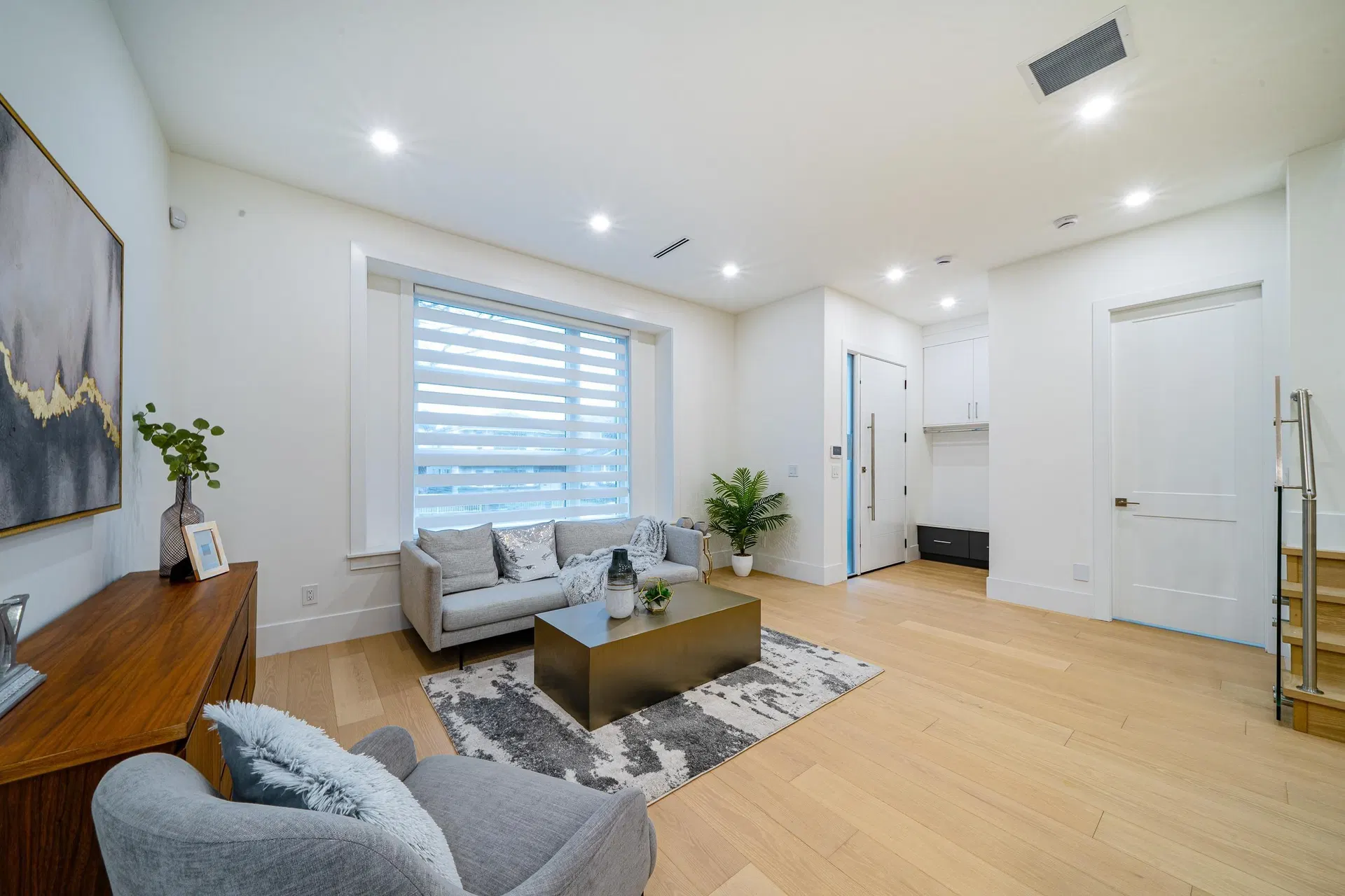 Photo 2 of 18 at #2 – 4210 Union Street