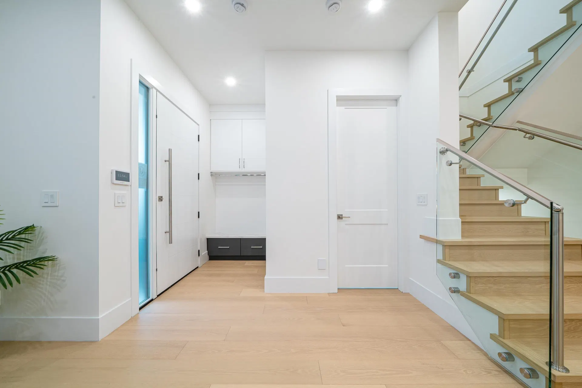 Photo 3 of 18 at #2 – 4210 Union Street